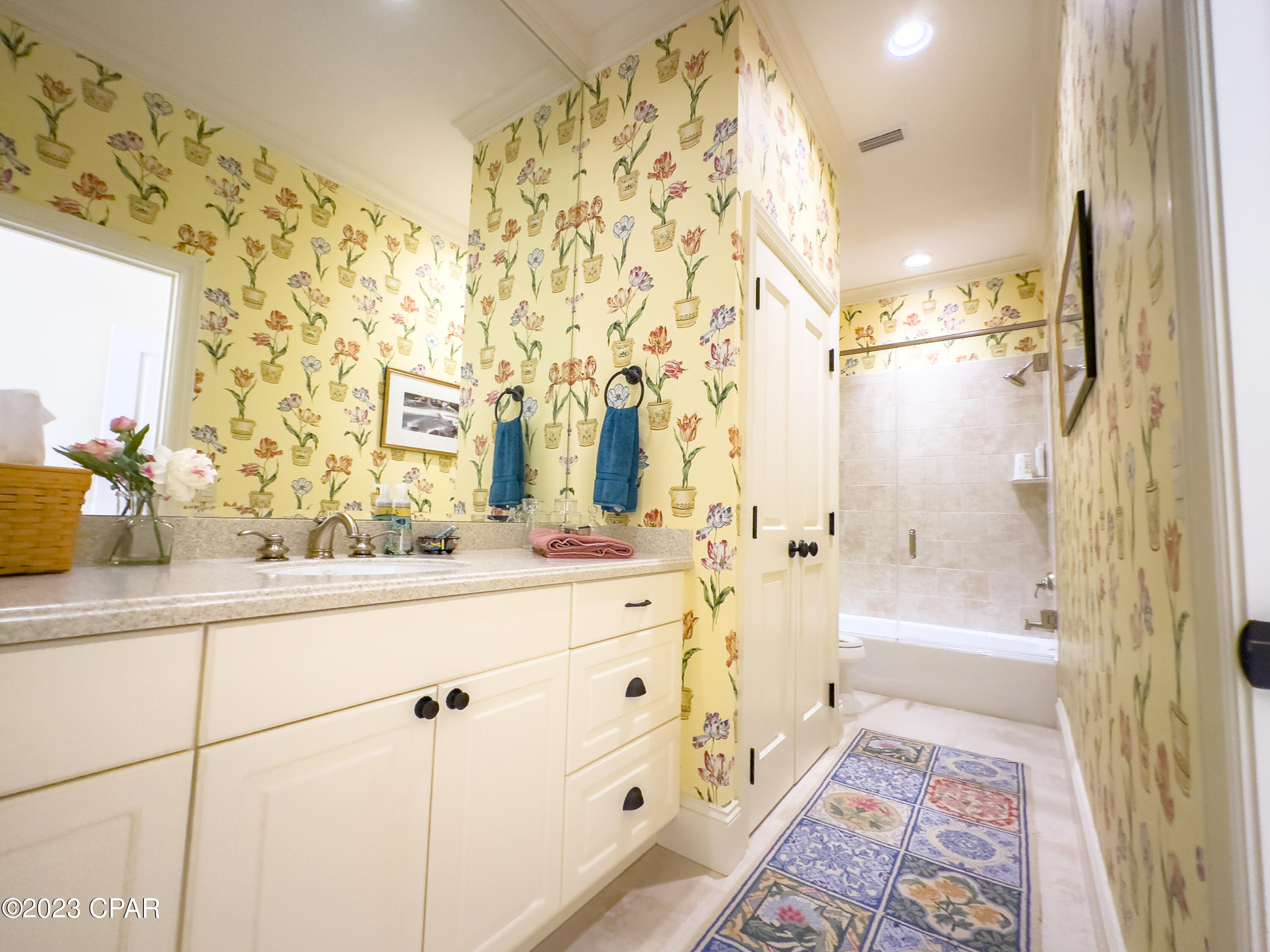 Queensberry Ltd At Bay Point - Residential