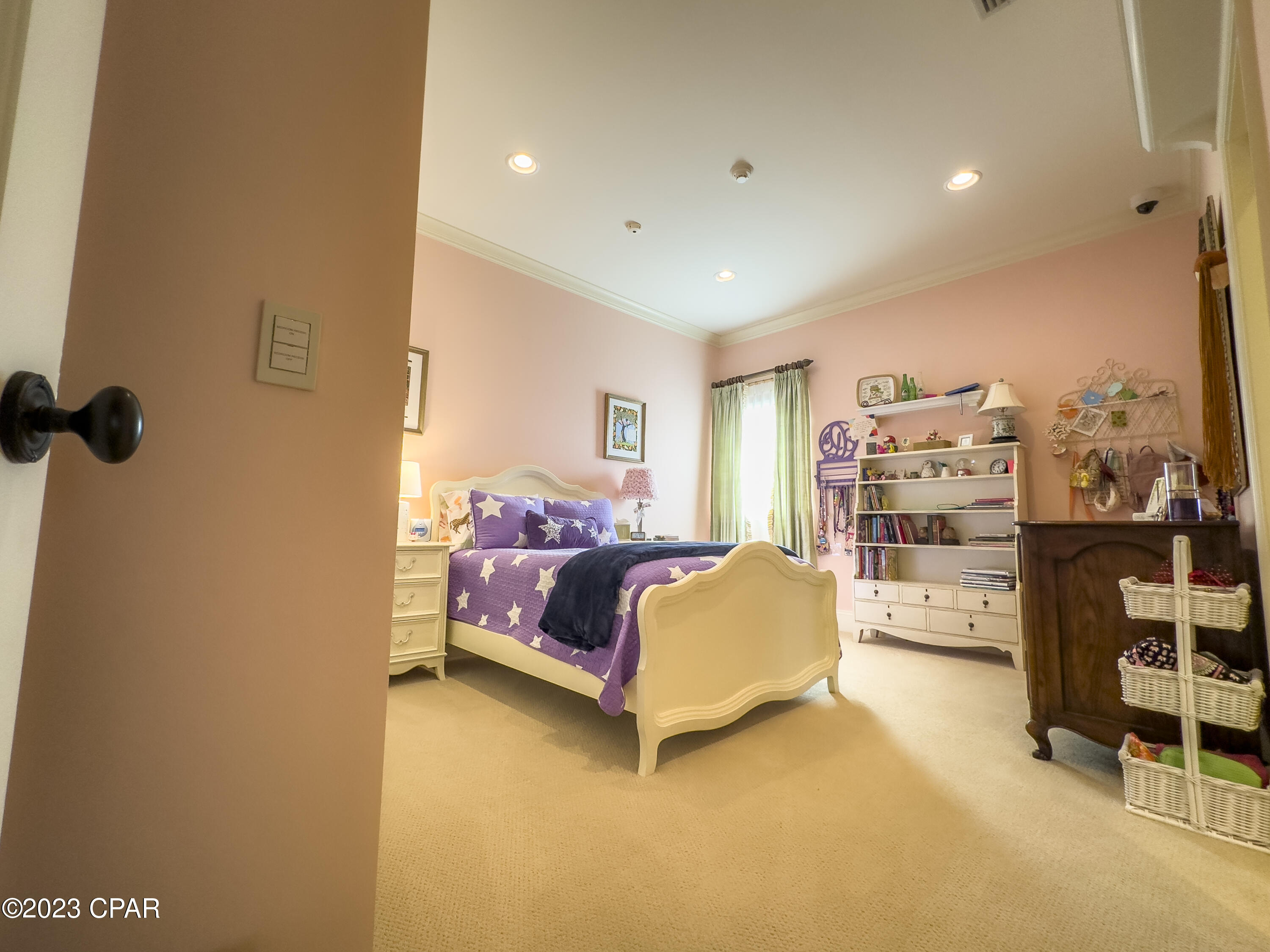 Queensberry Ltd At Bay Point - Residential