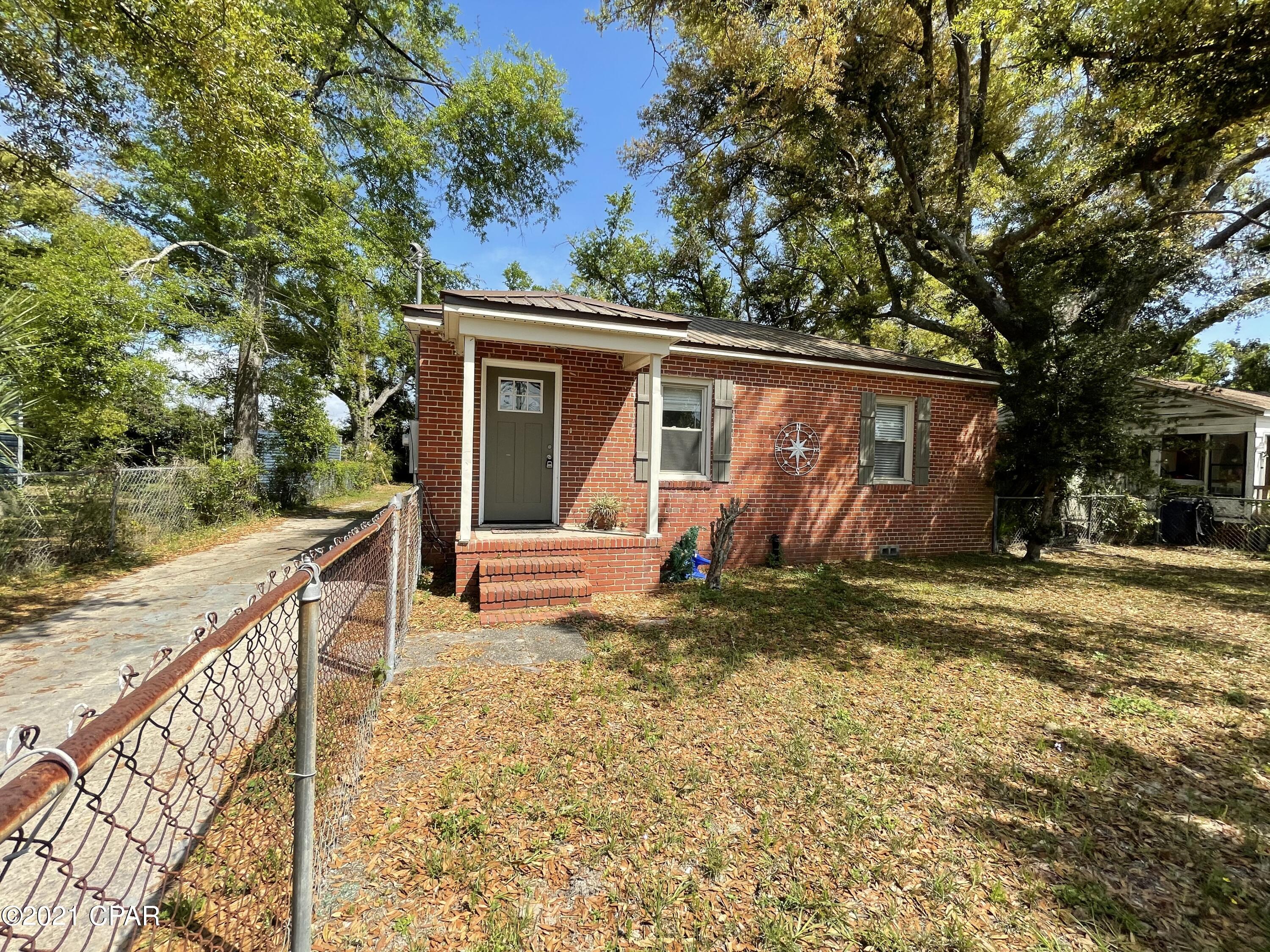 [No Recorded Subdiv] - Residential Lease