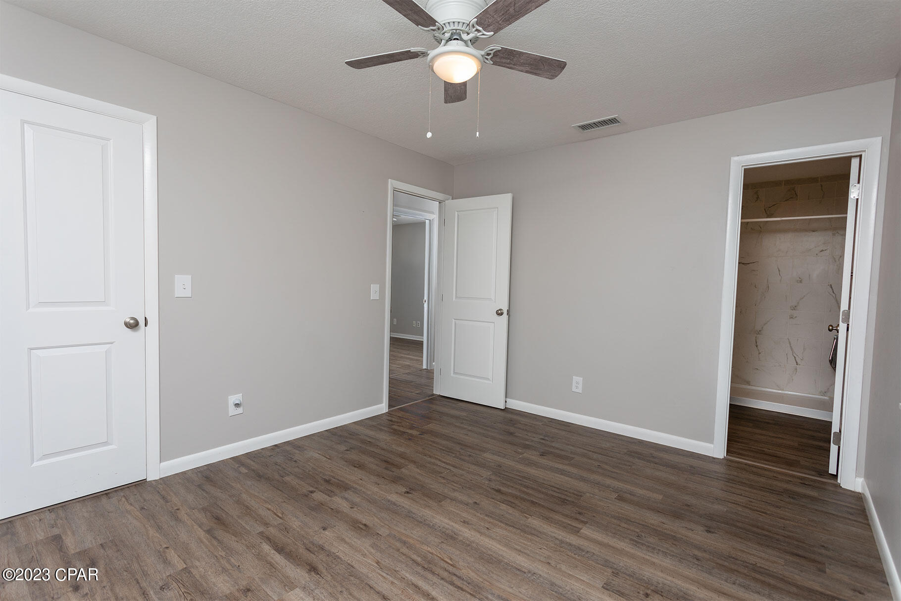 [No Recorded Subdiv] - Residential Lease