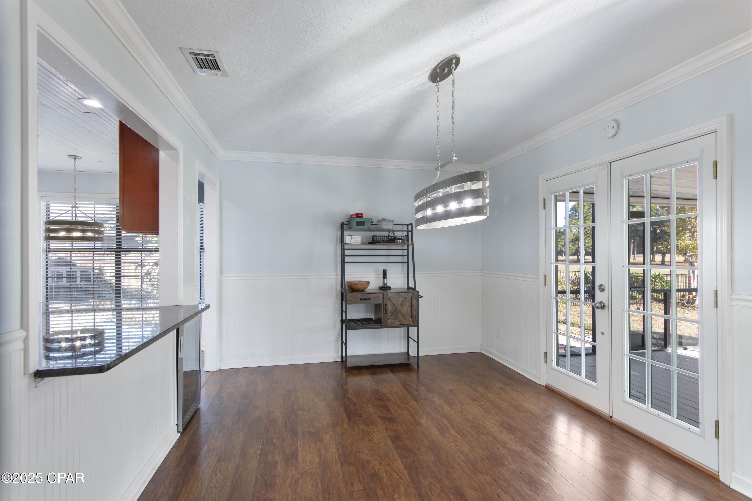 Colony Club - Residential