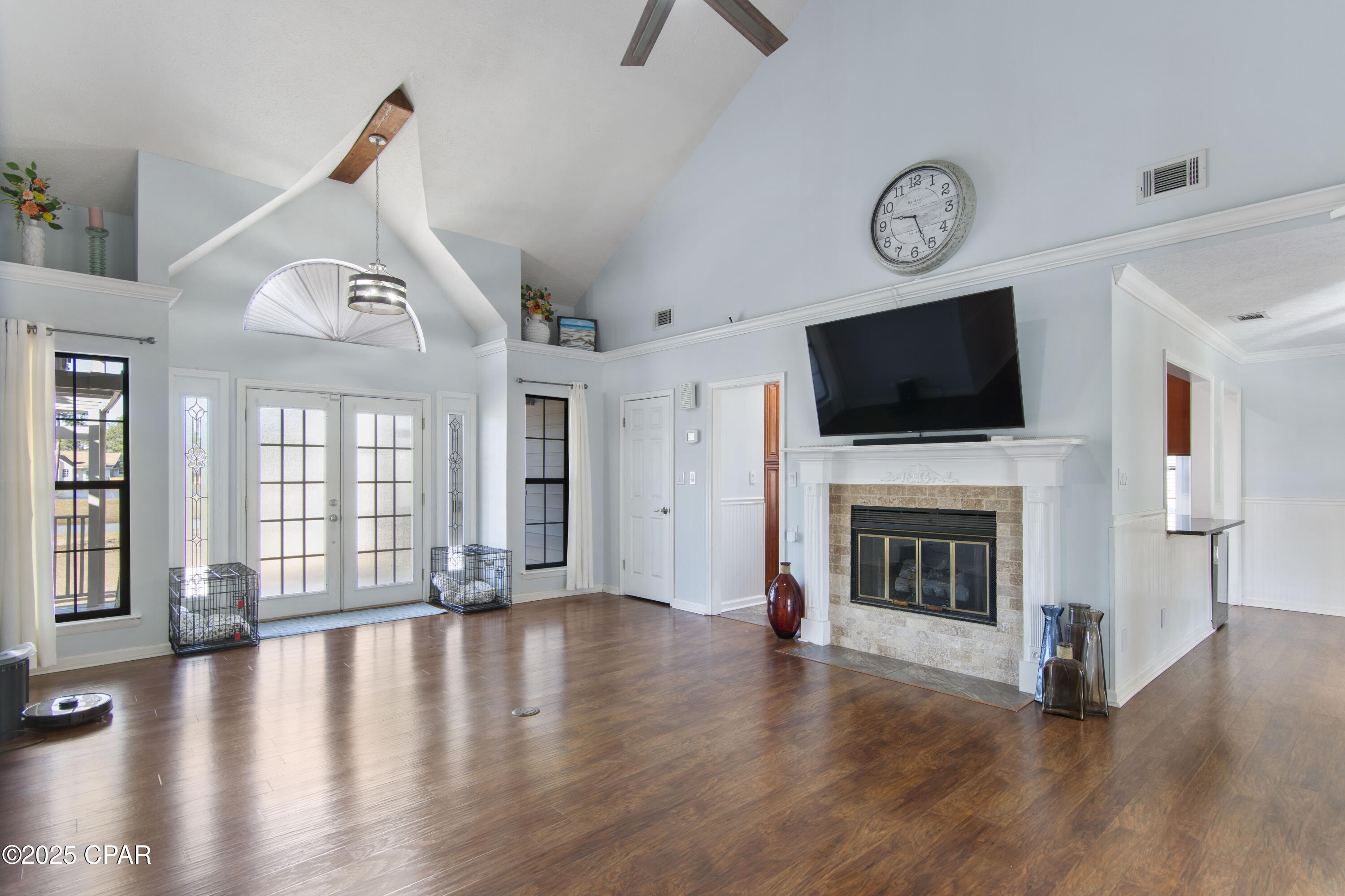 Colony Club - Residential