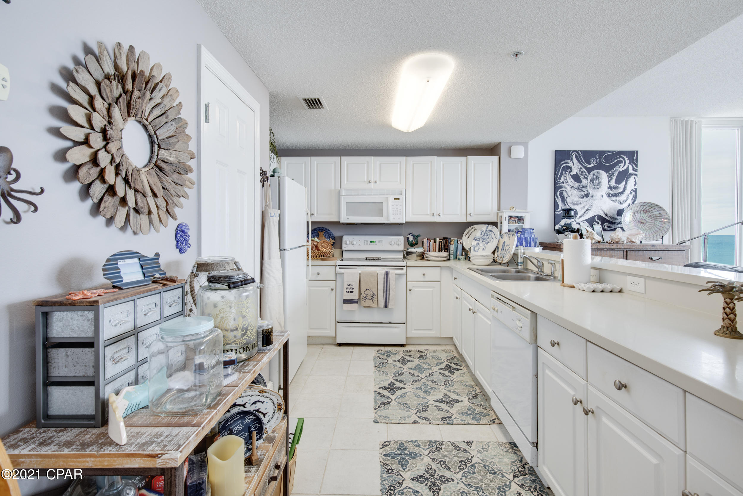 Majestic Beach Tower I - Residential