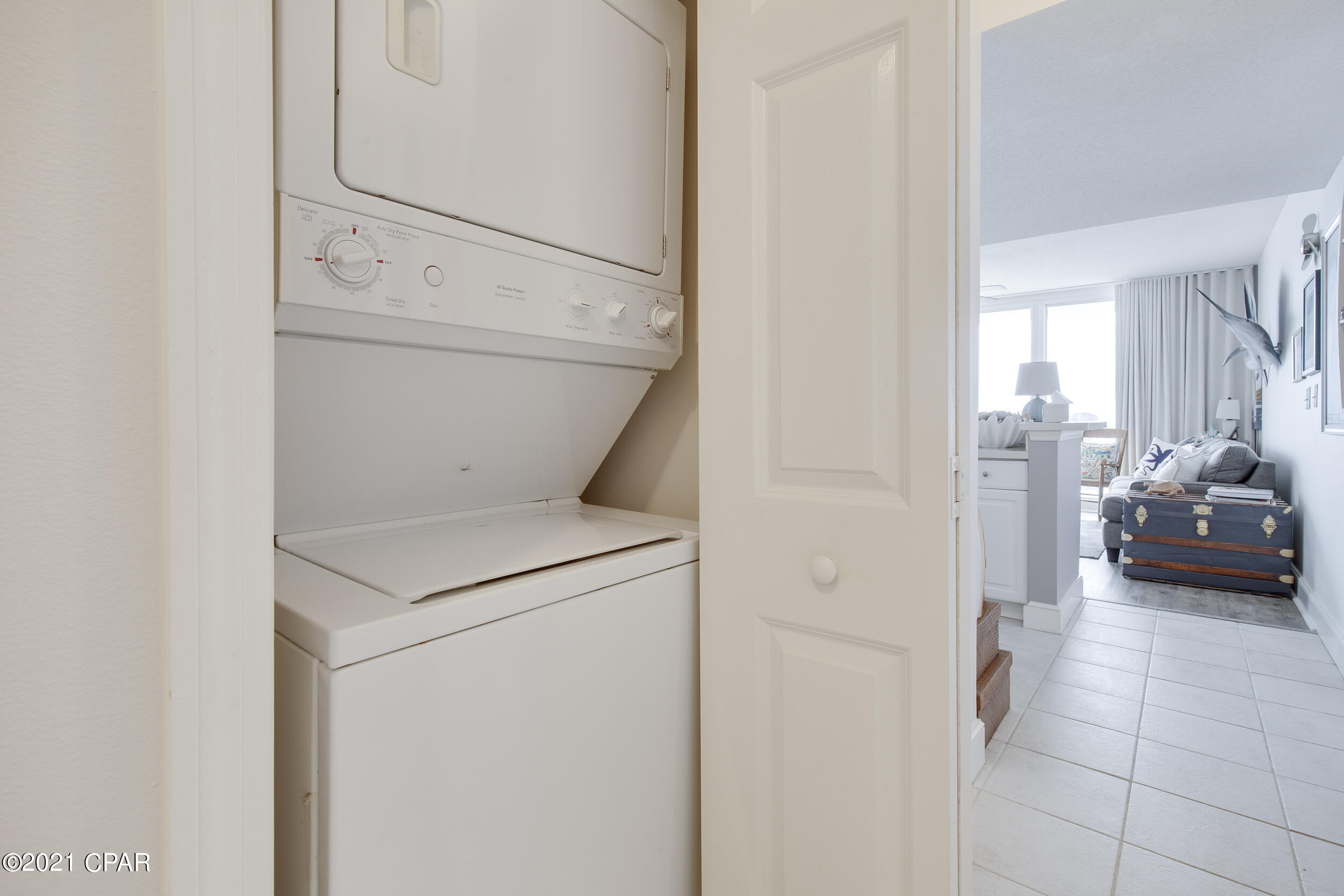 Majestic Beach Tower I - Residential