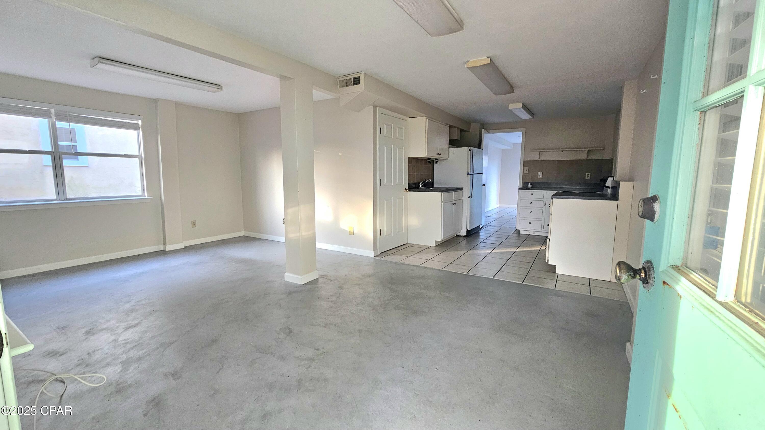 Kiska Beach - Residential