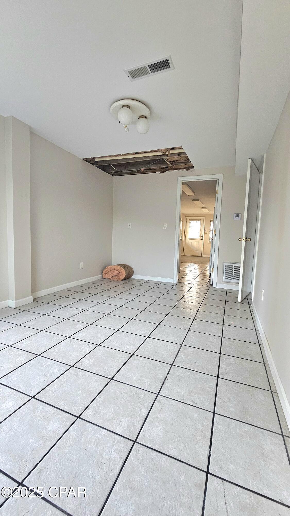 Kiska Beach - Residential