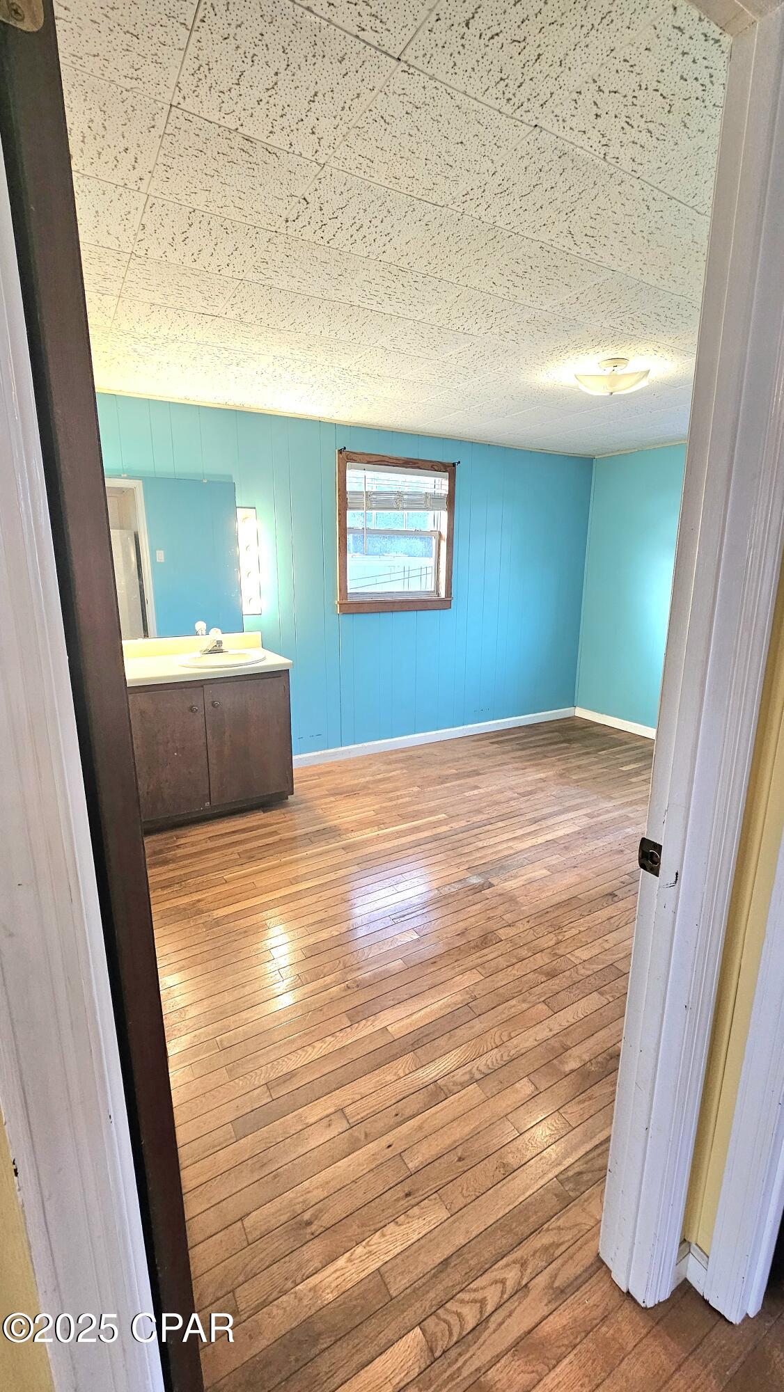 Kiska Beach - Residential