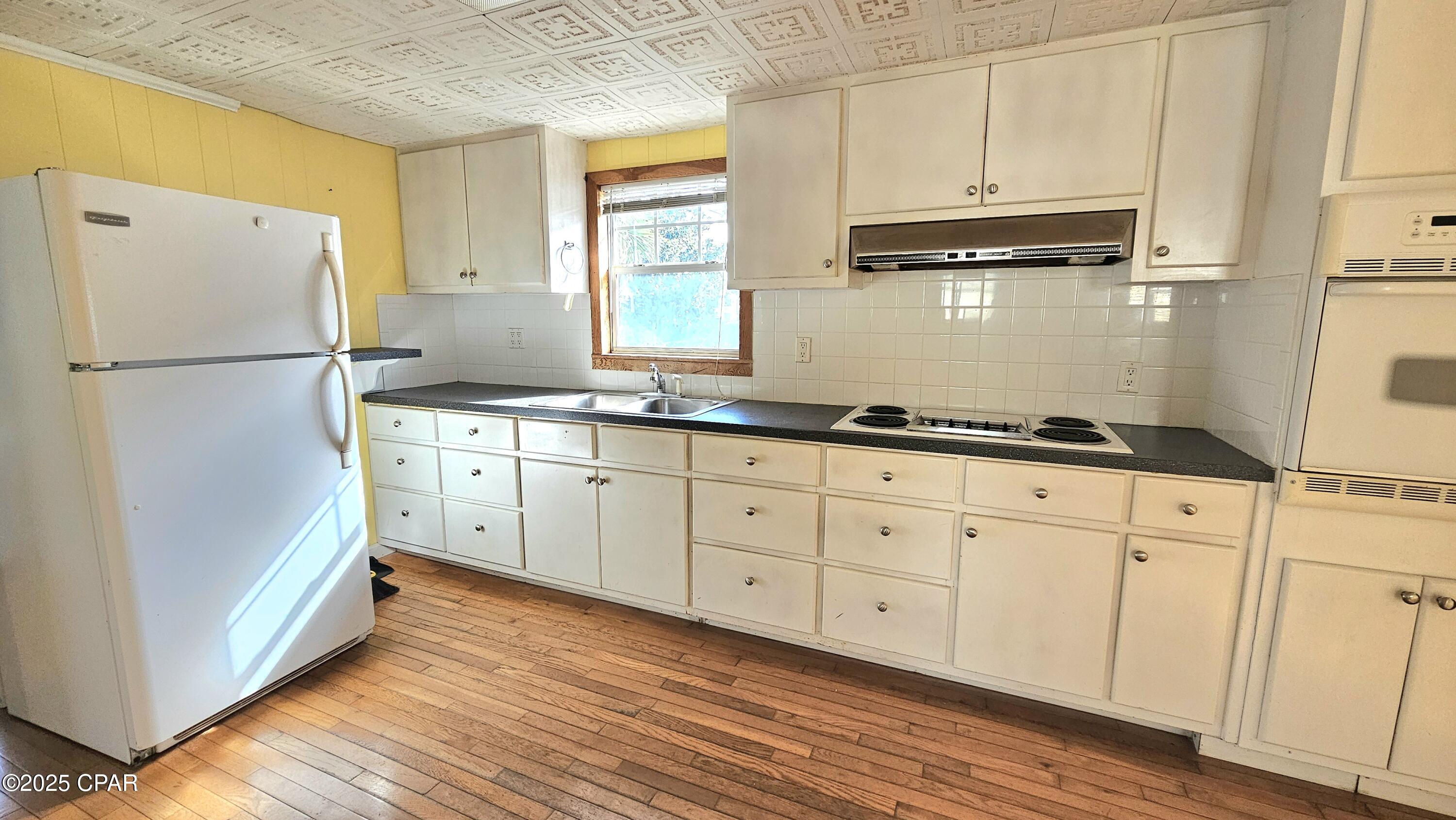 Kiska Beach - Residential