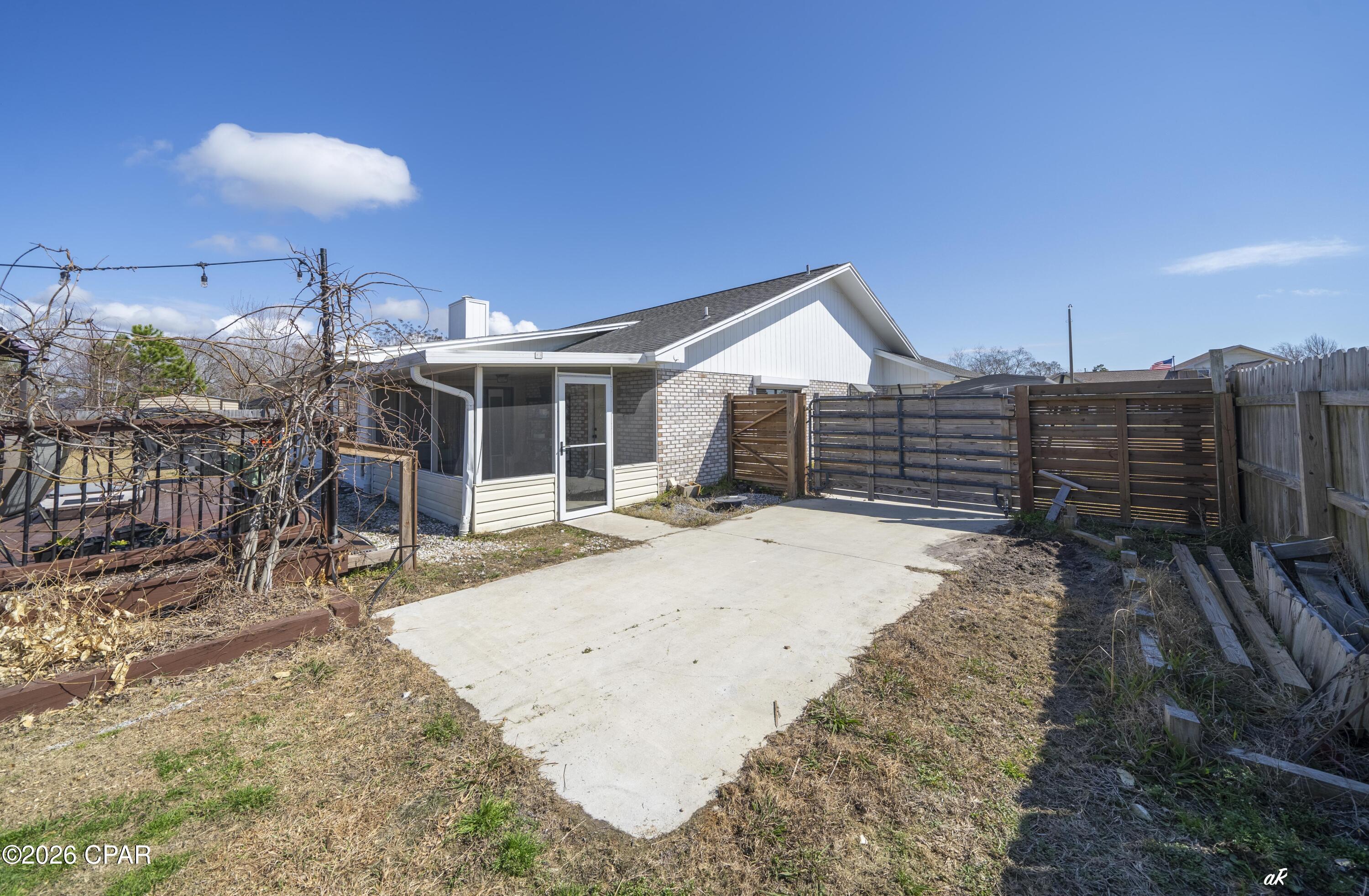 [No Recorded Subdiv] - Residential Lease