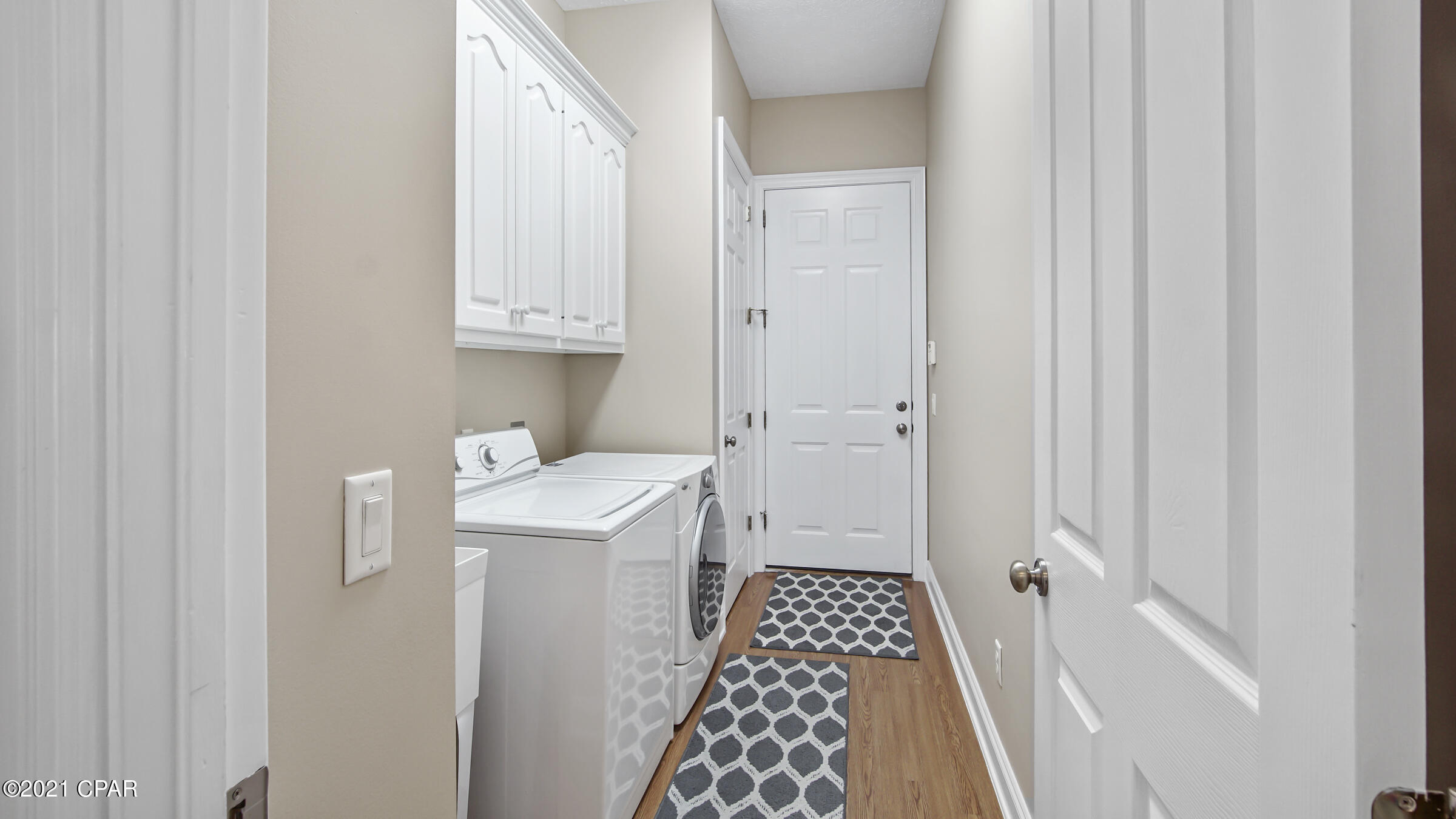 Huntington Ridge - Residential