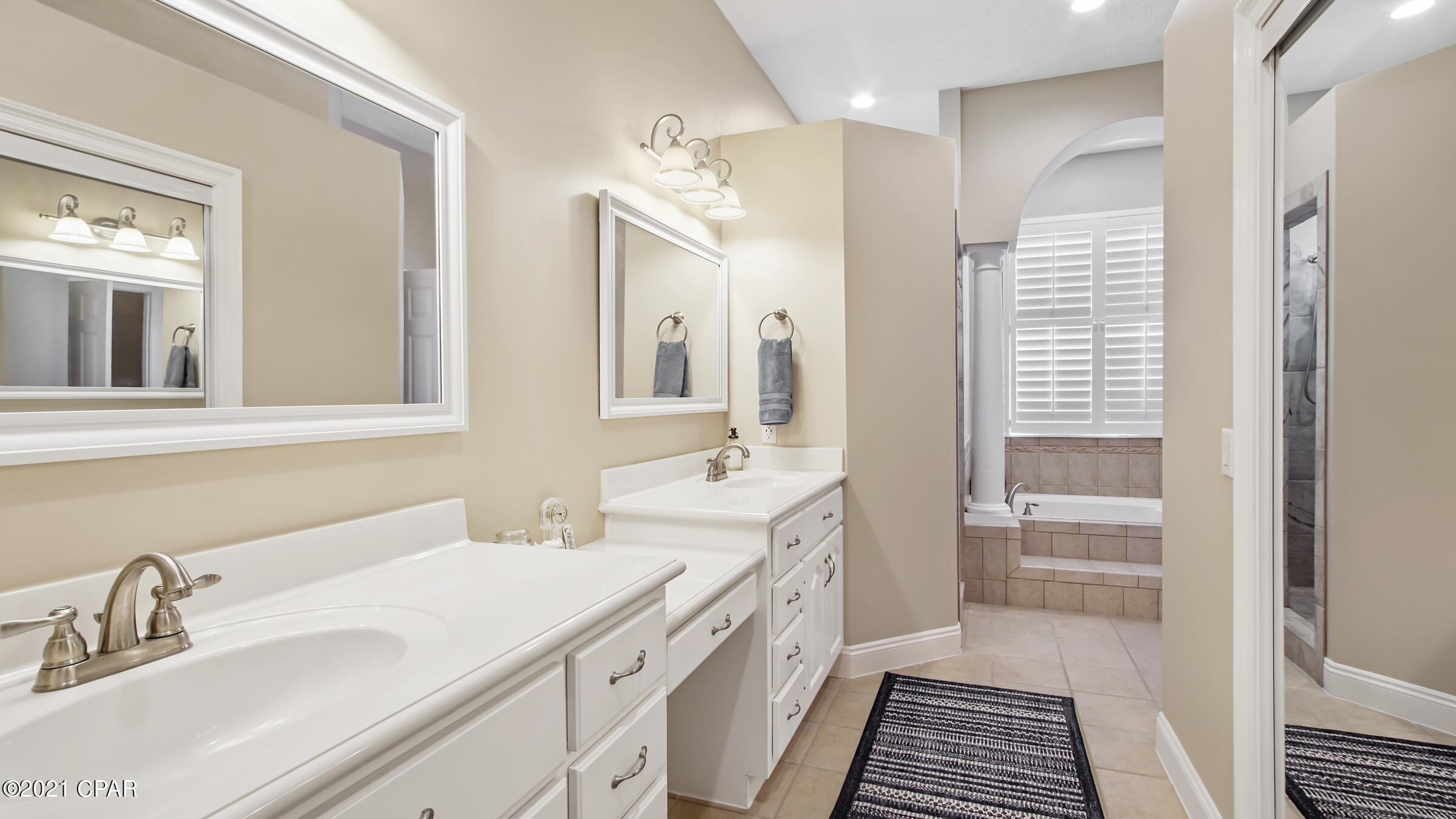 Huntington Ridge - Residential