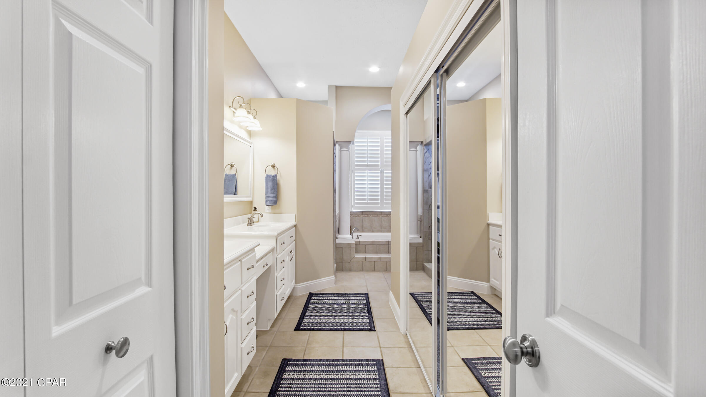 Huntington Ridge - Residential