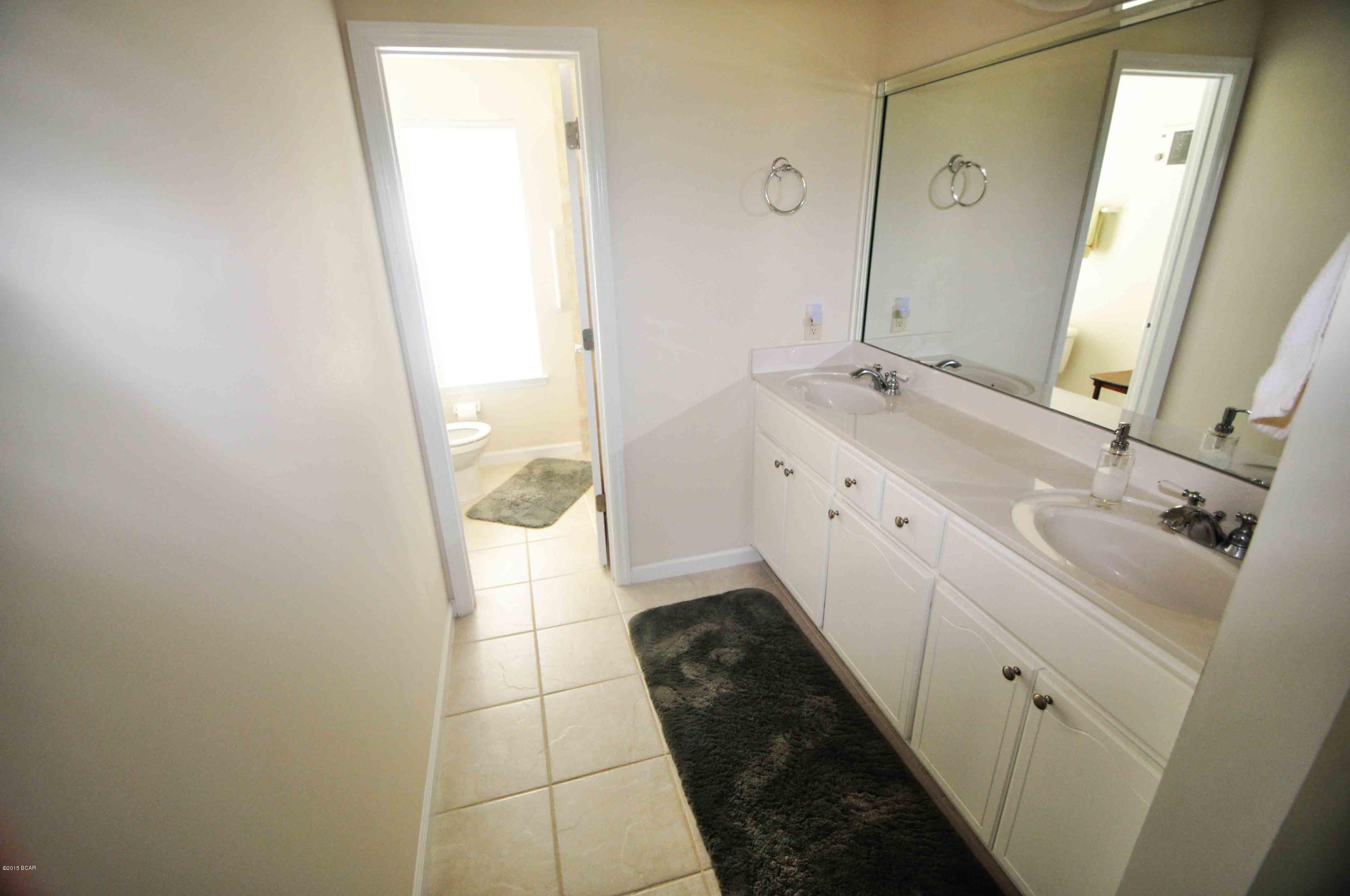 Oakcrest Unit 1 - Residential