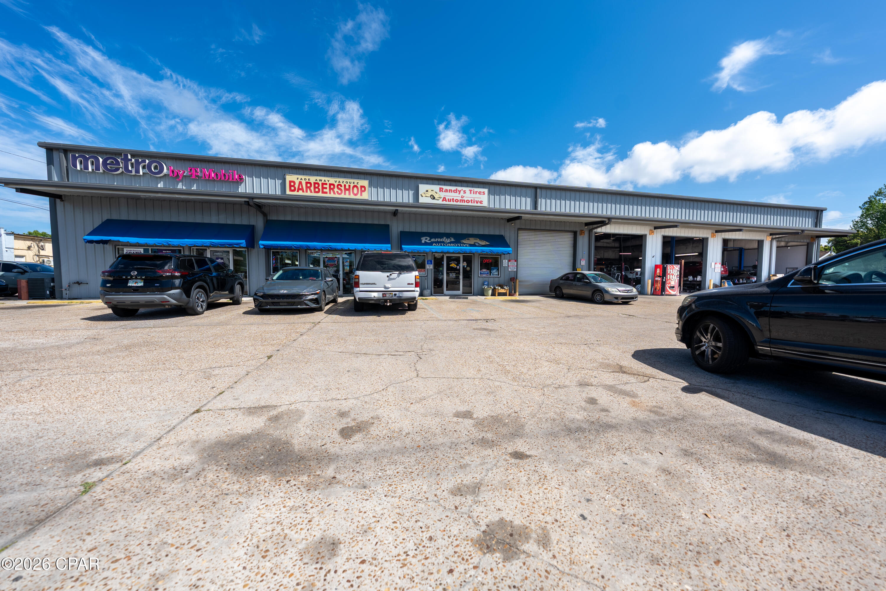 [No Recorded Subdiv] - Commercial Sale