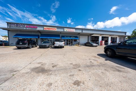 2206 W 15th Street Panama City FL 32401