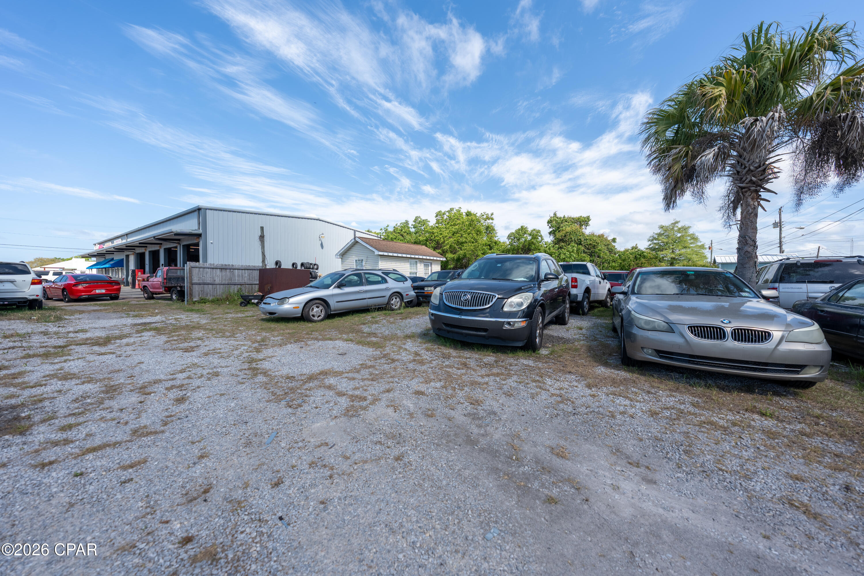 [No Recorded Subdiv] - Commercial Sale