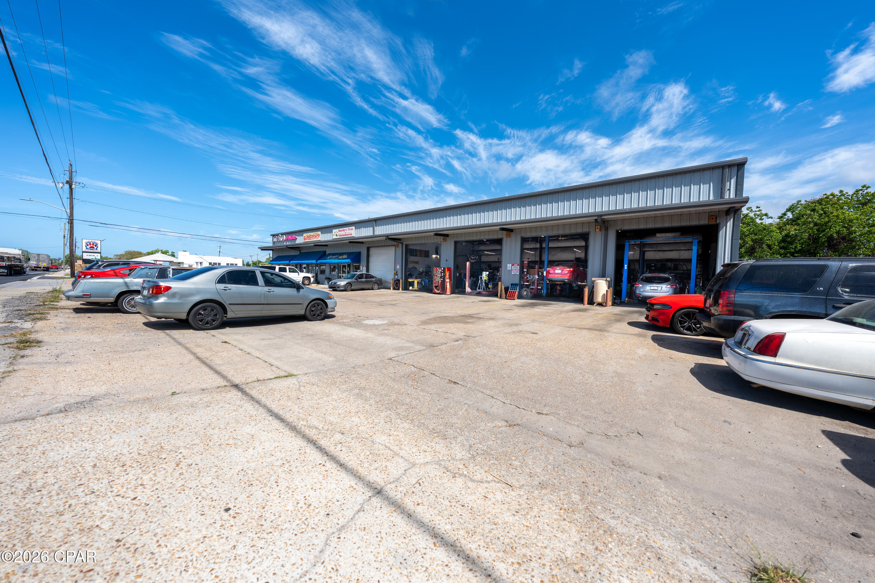 [No Recorded Subdiv] - Commercial Sale