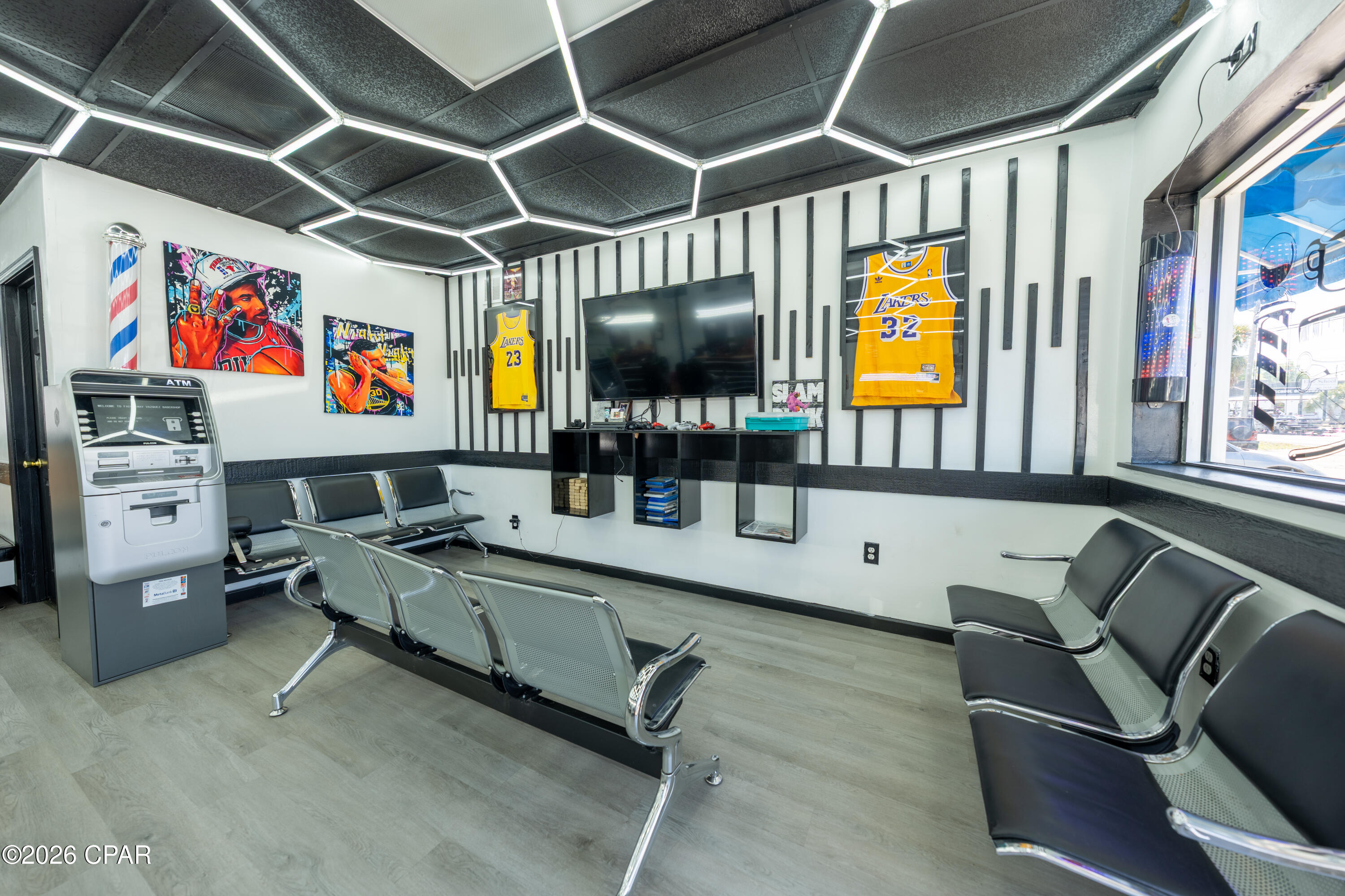 [No Recorded Subdiv] - Commercial Sale