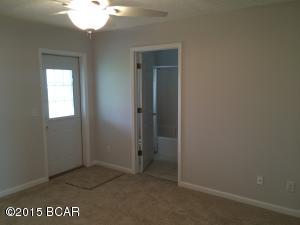 Palm Cove Phase III - Residential Lease