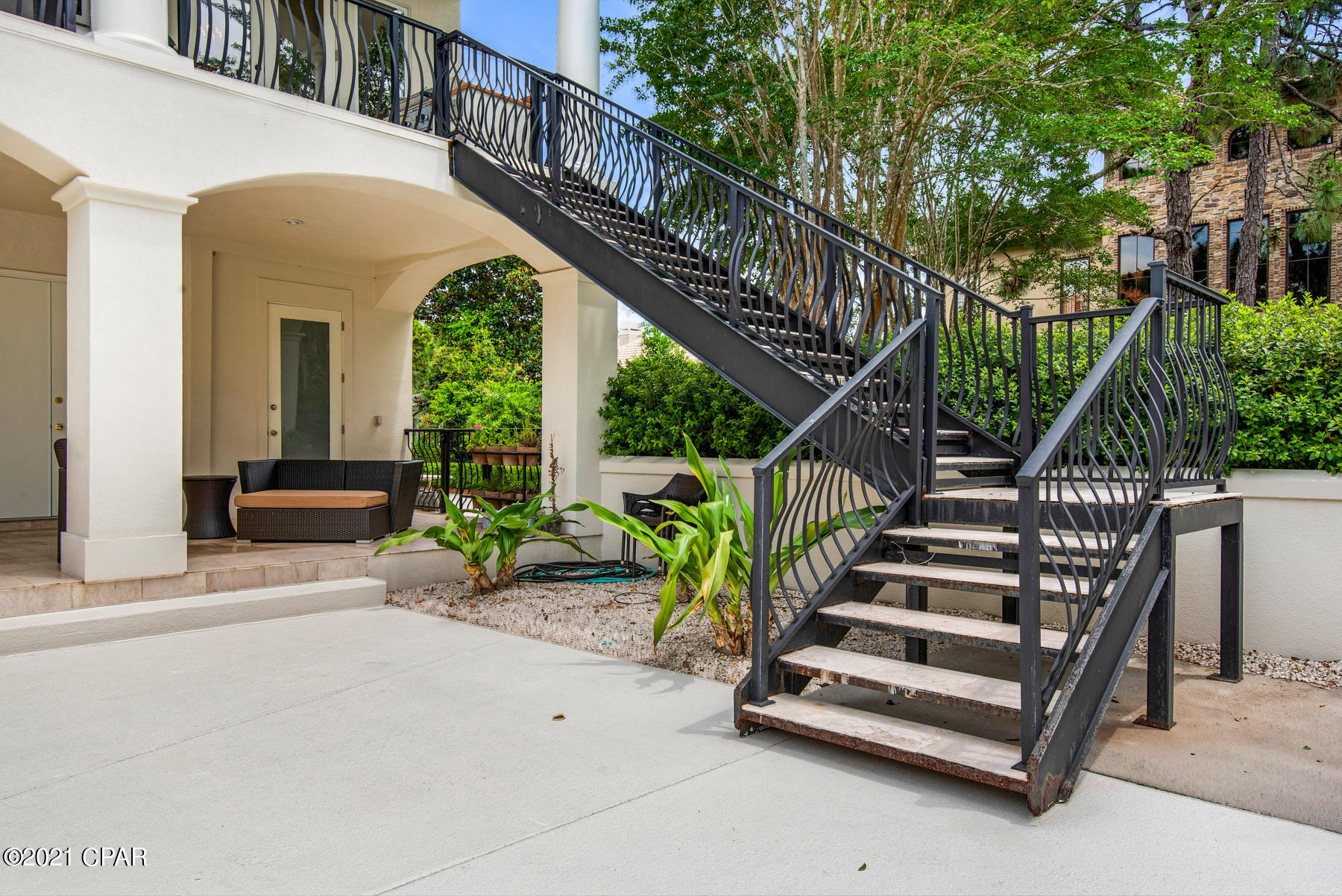 Burnt Pine - Residential