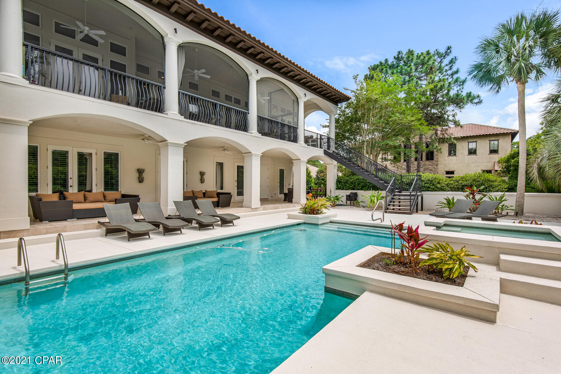 Burnt Pine - Residential