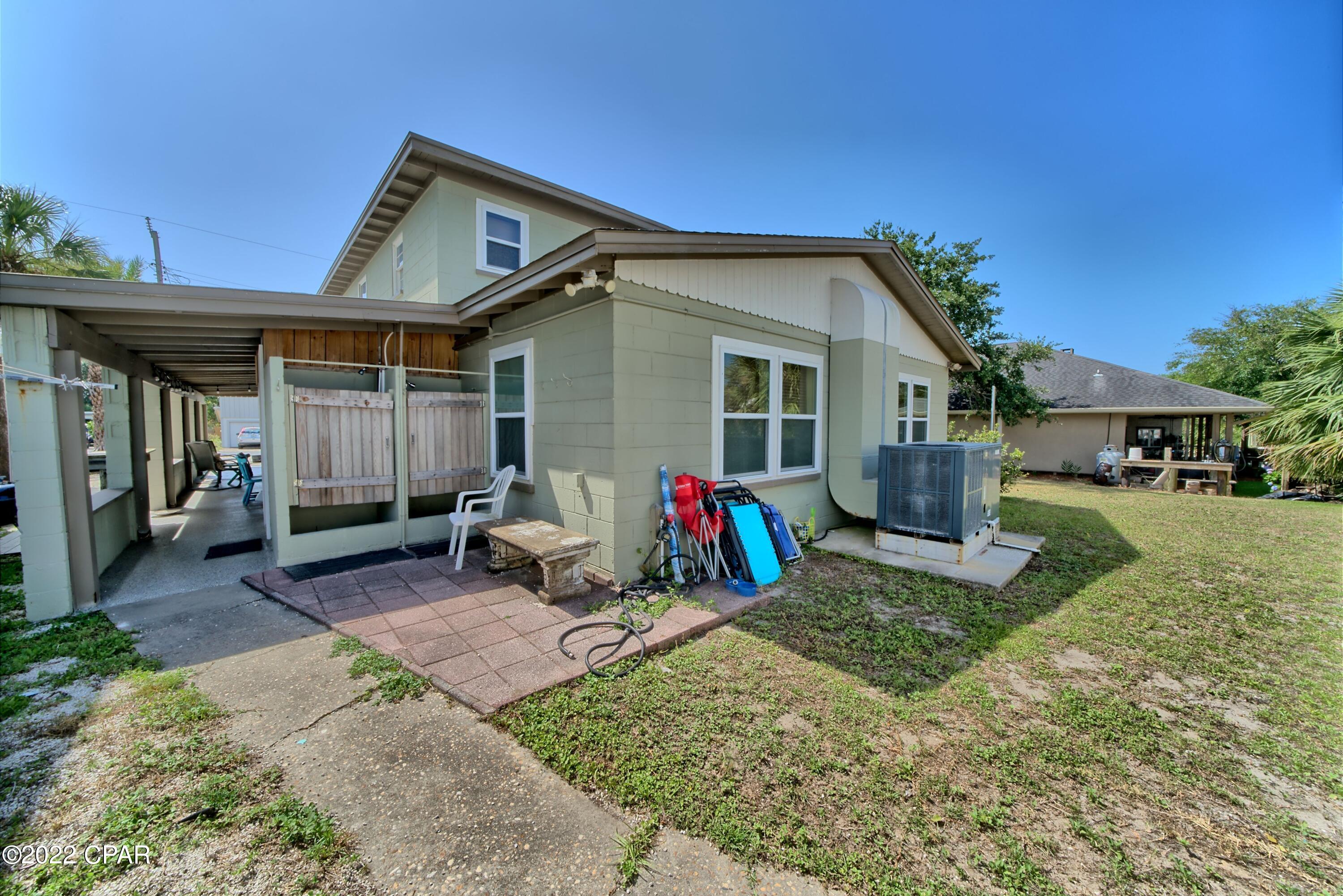 Laguna Beach Estates 1st Add - Residential