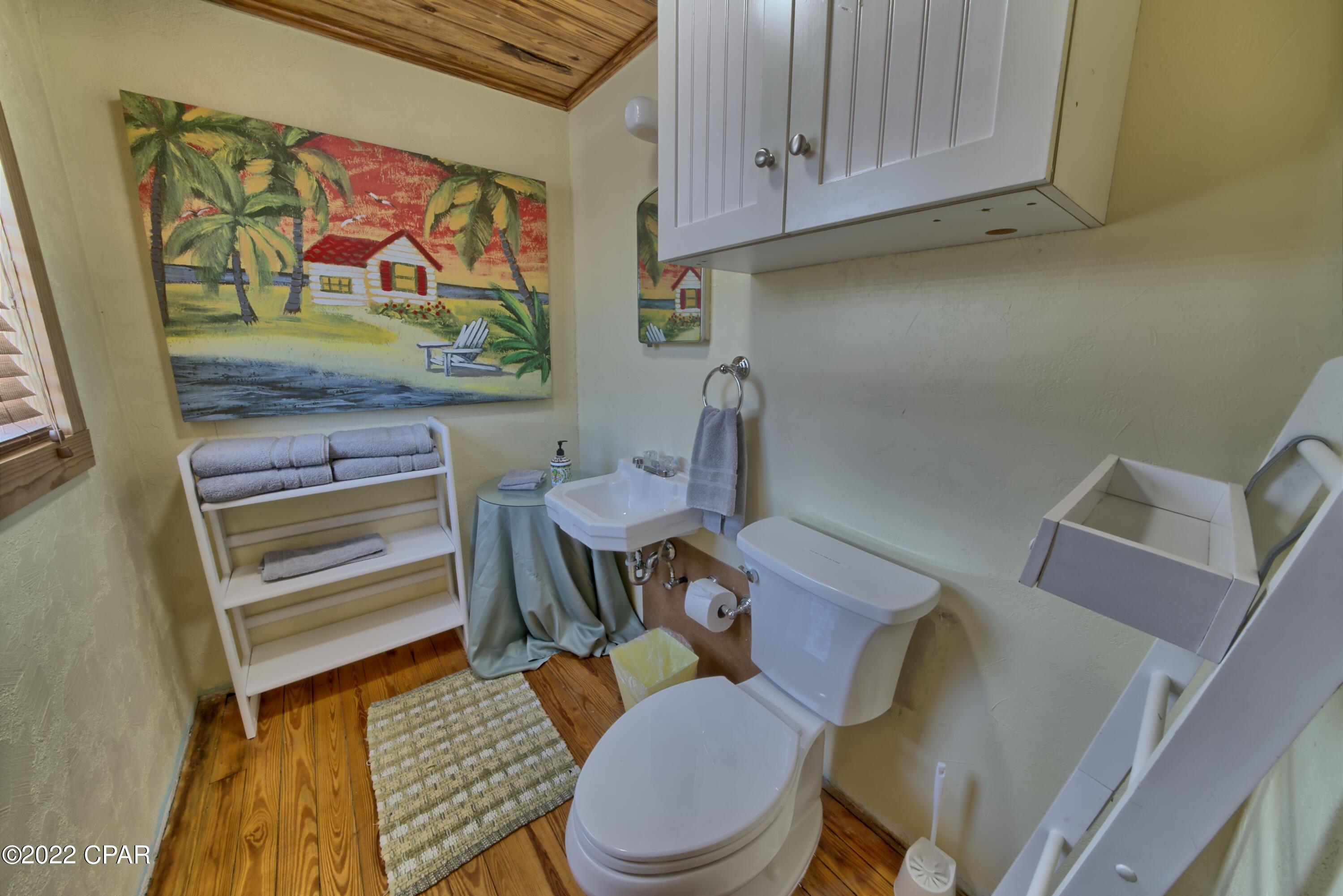 Laguna Beach Estates 1st Add - Residential