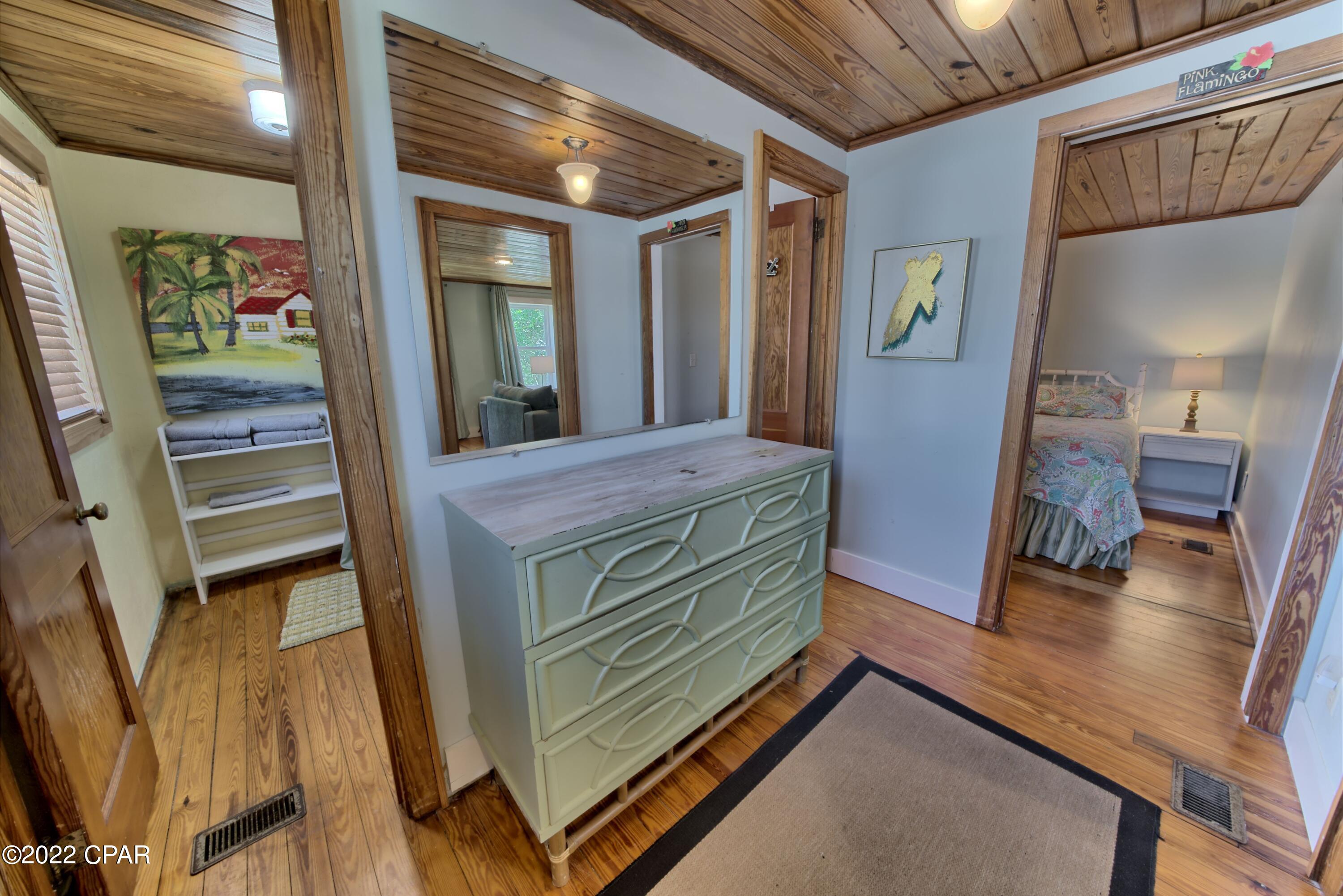 Laguna Beach Estates 1st Add - Residential