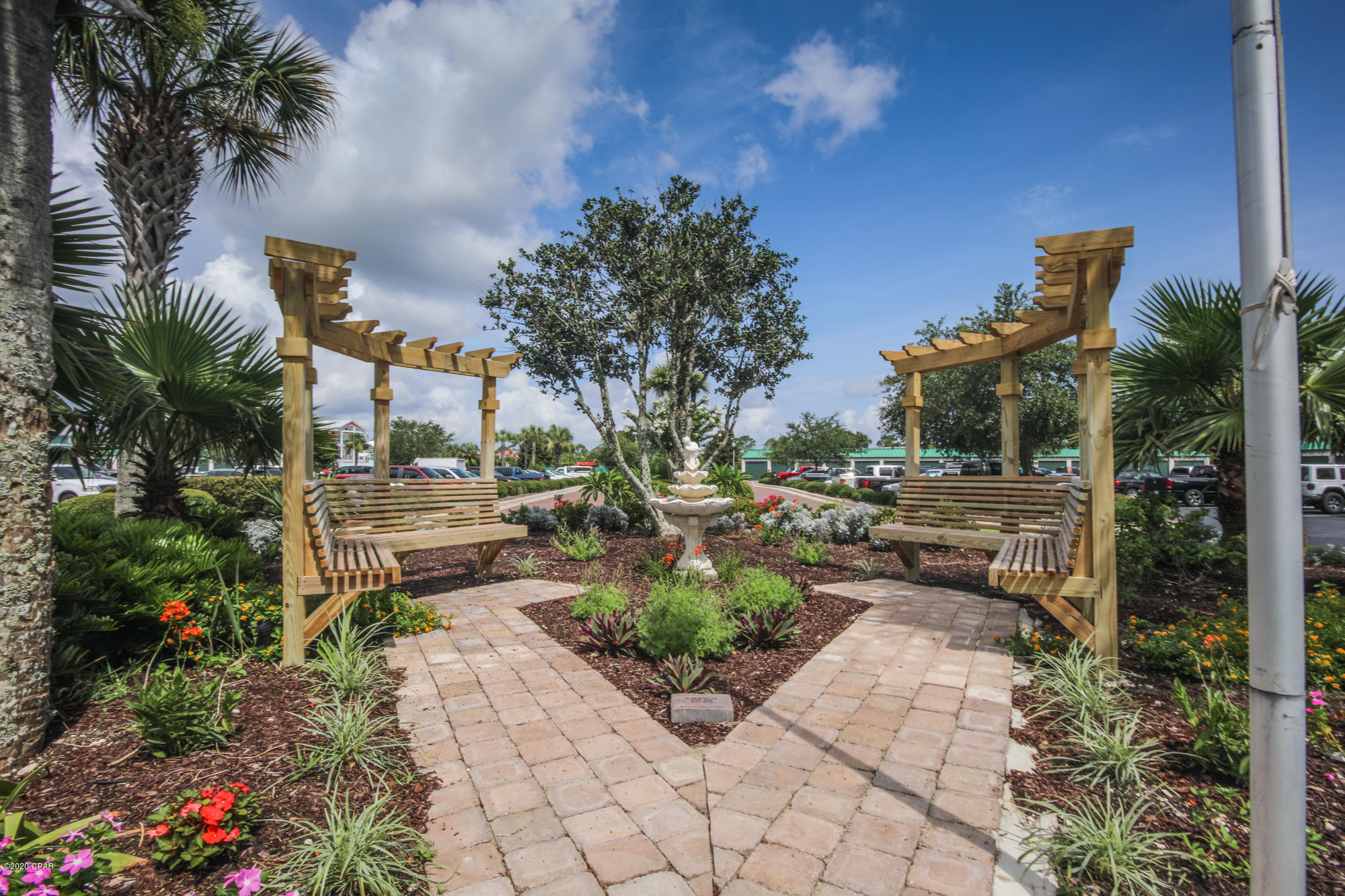 Hibiscus By The Bay - Residential