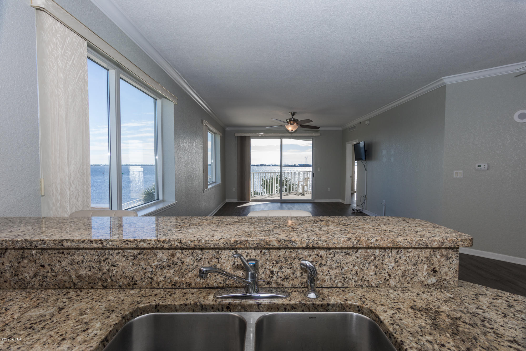 Hibiscus By The Bay - Residential