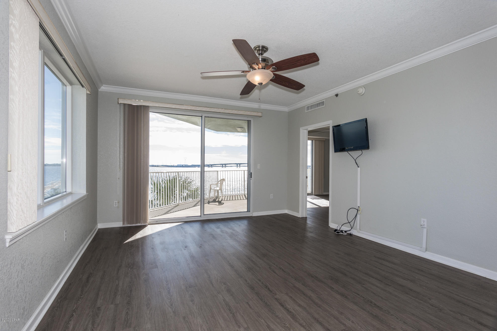 Hibiscus By The Bay - Residential