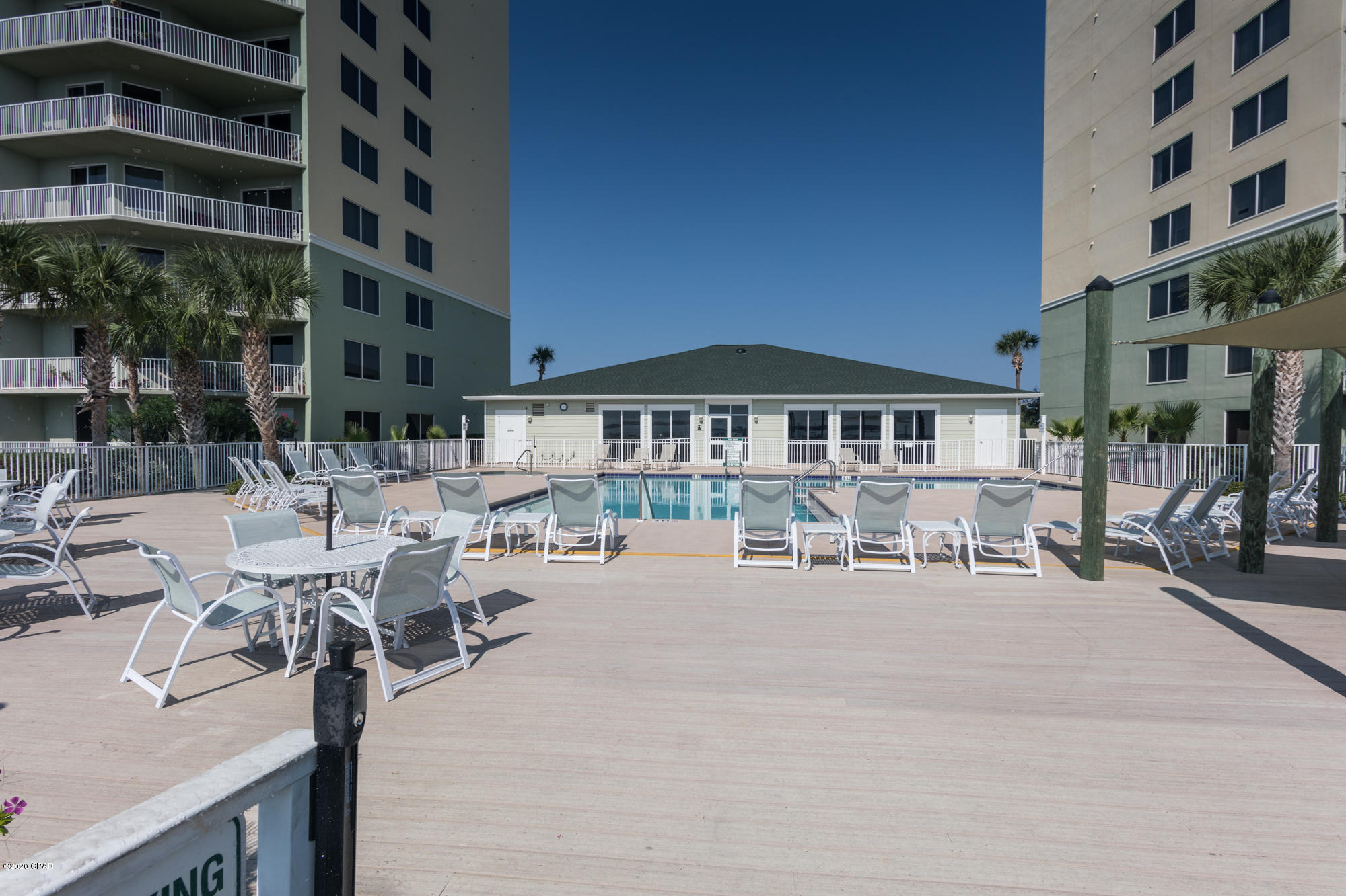 Hibiscus By The Bay - Residential