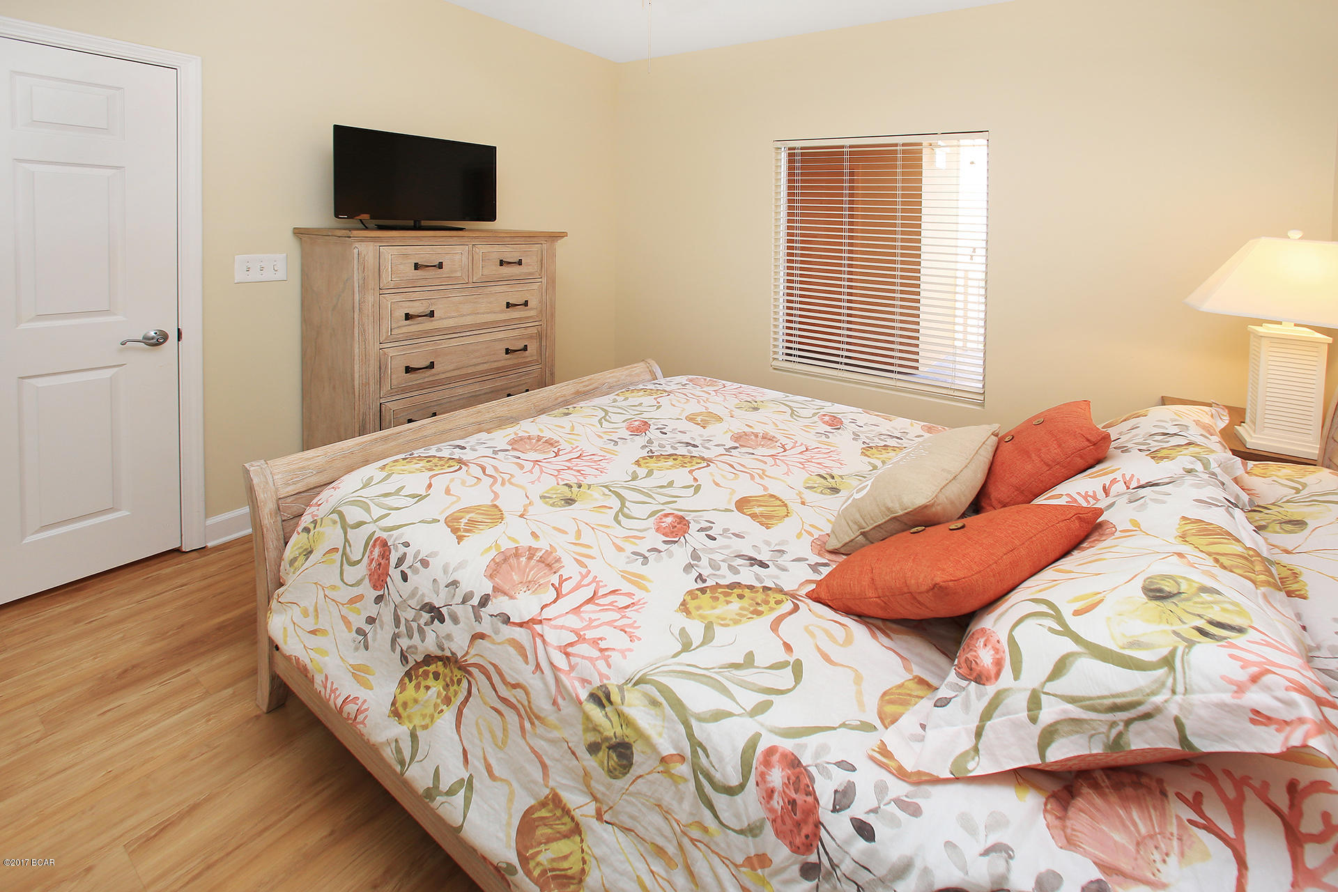 Splash Condo - Residential