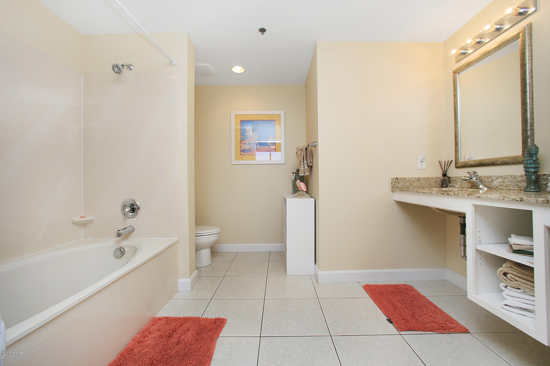 Splash Condo - Residential