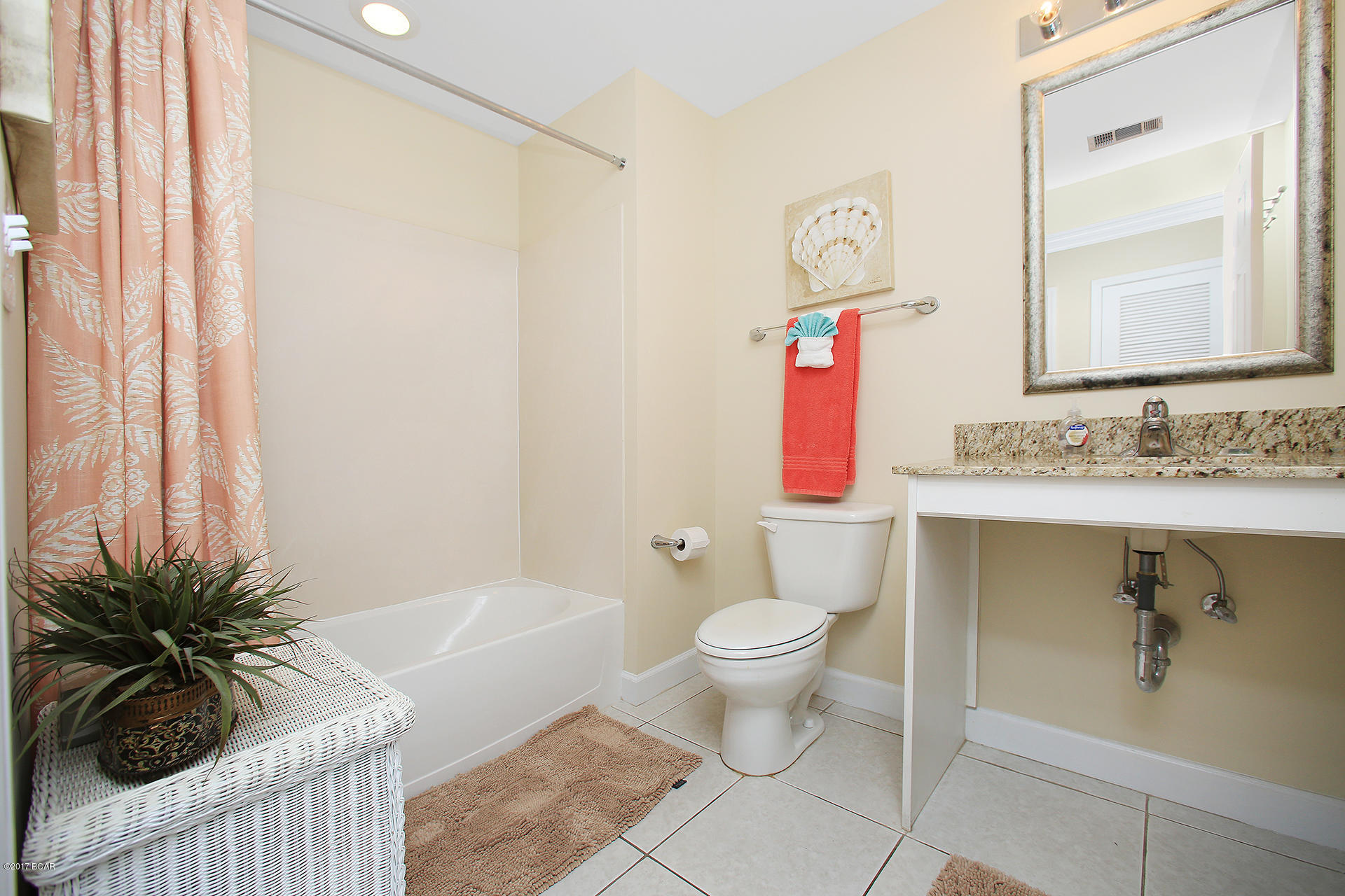 Splash Condo - Residential