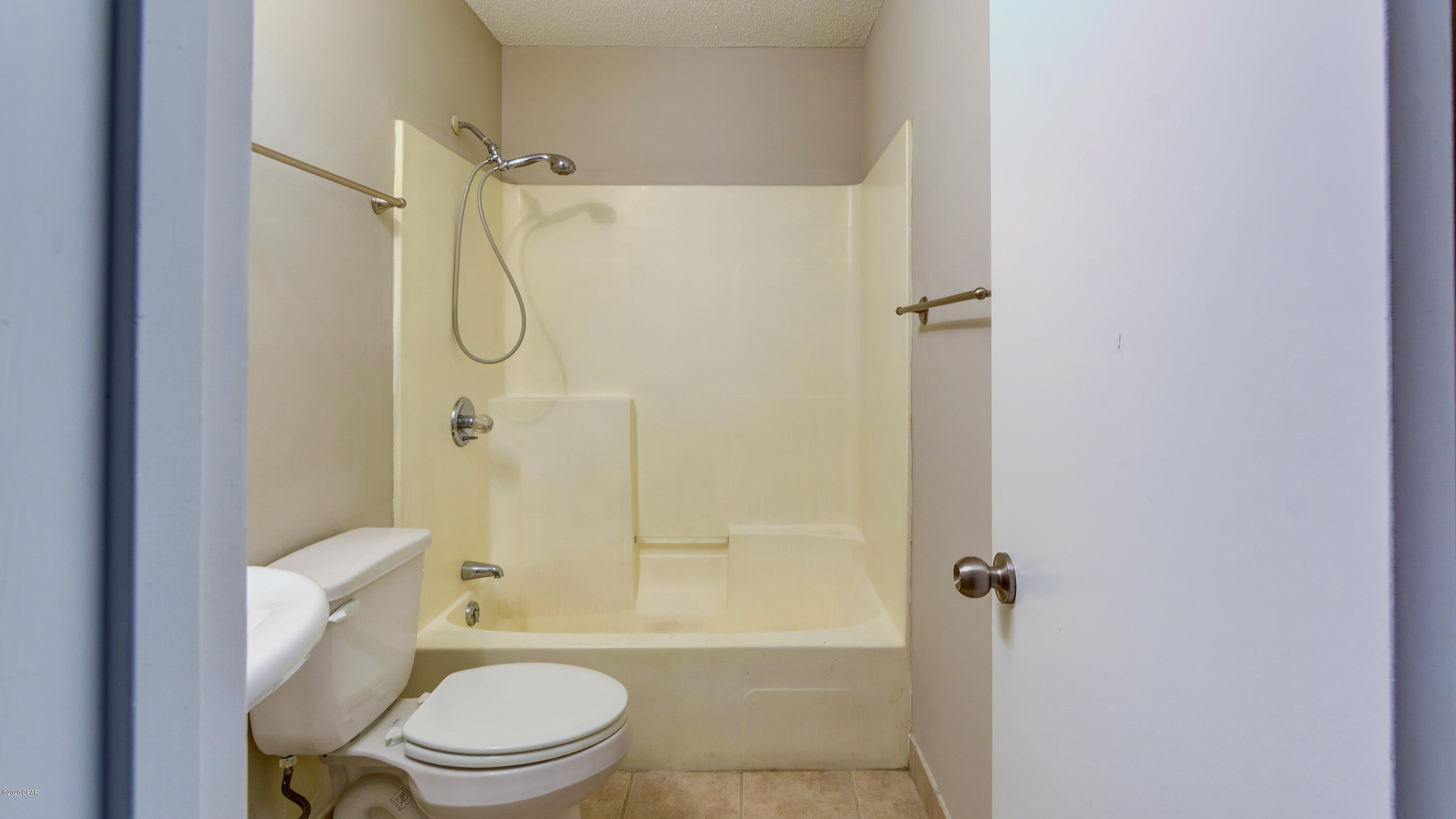 Shadow Bay Unt 3 & 4 - Residential