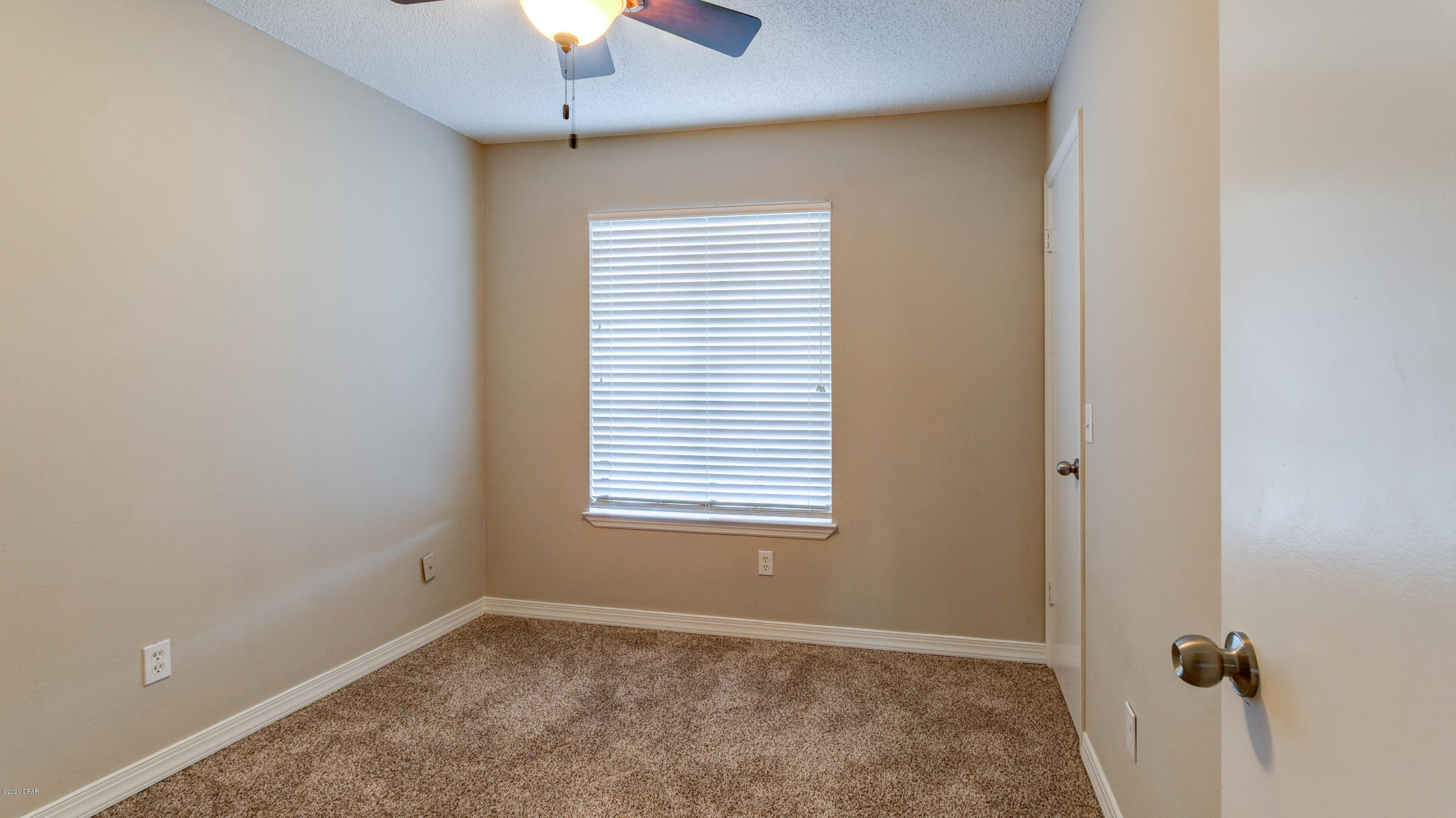 Shadow Bay Unt 3 & 4 - Residential