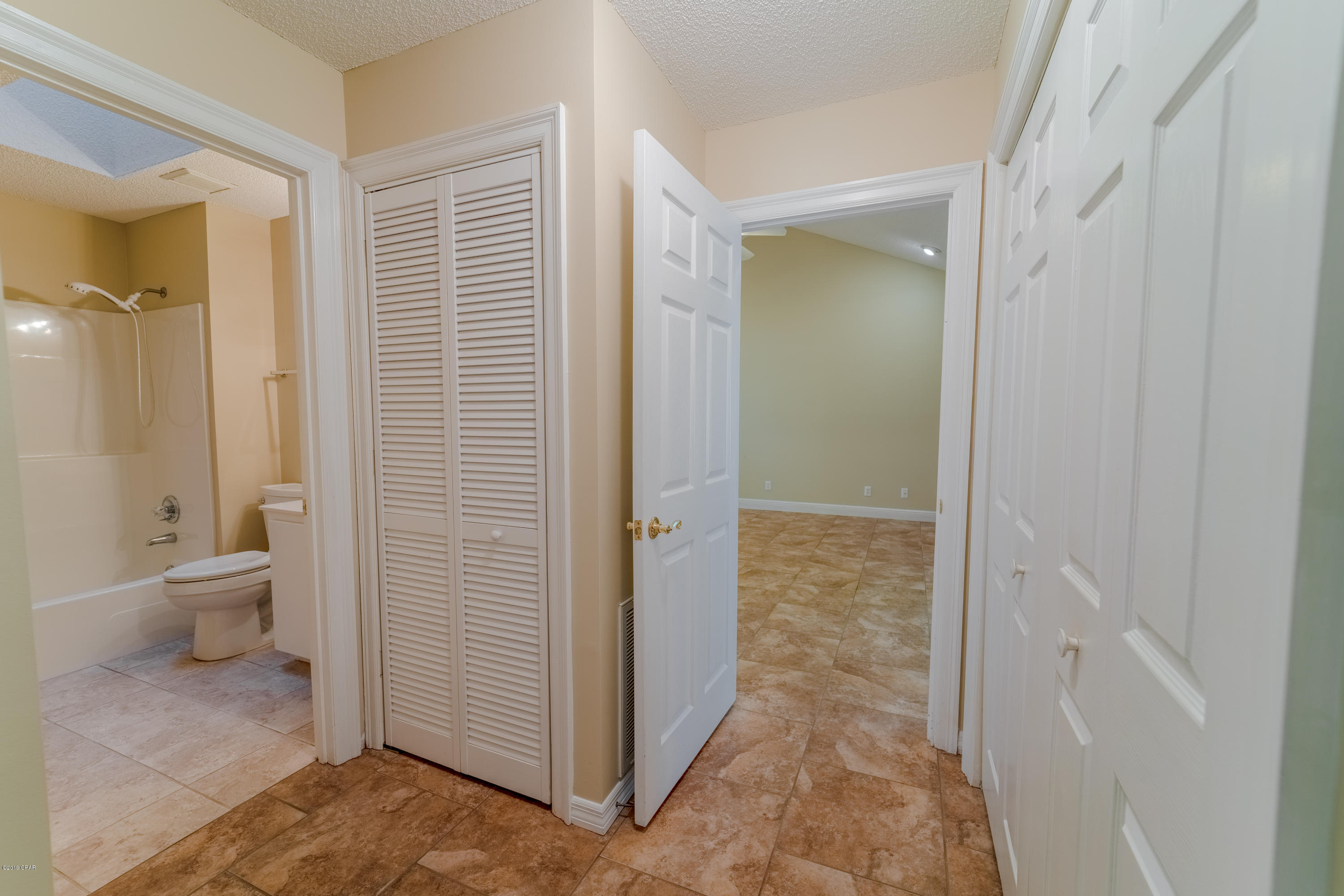 Colony Club - Residential