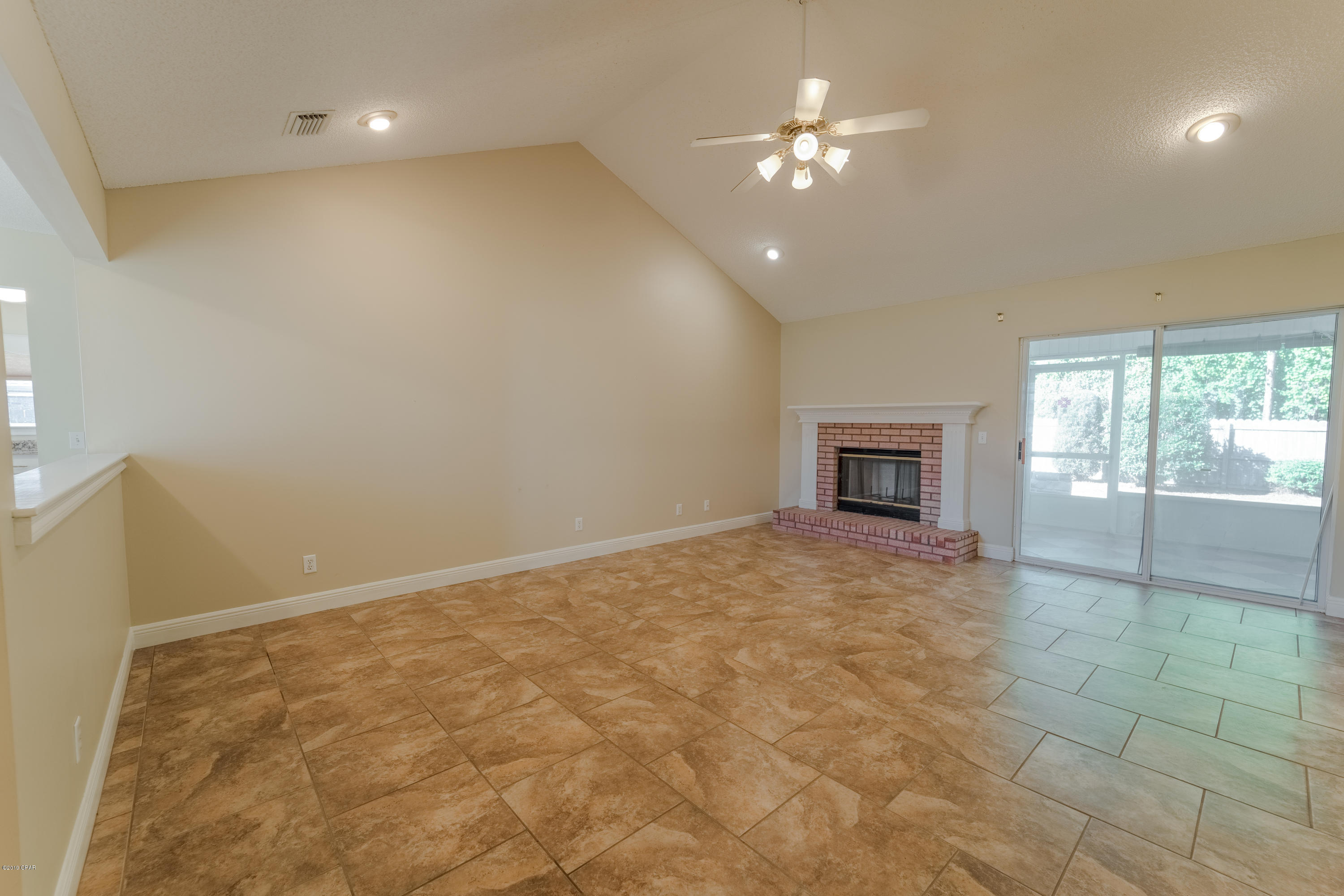 Colony Club - Residential