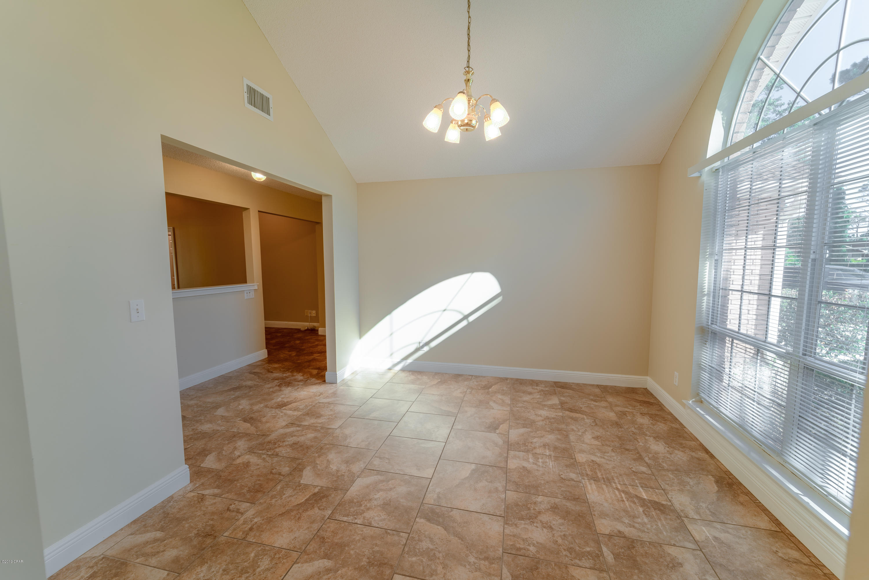 Colony Club - Residential