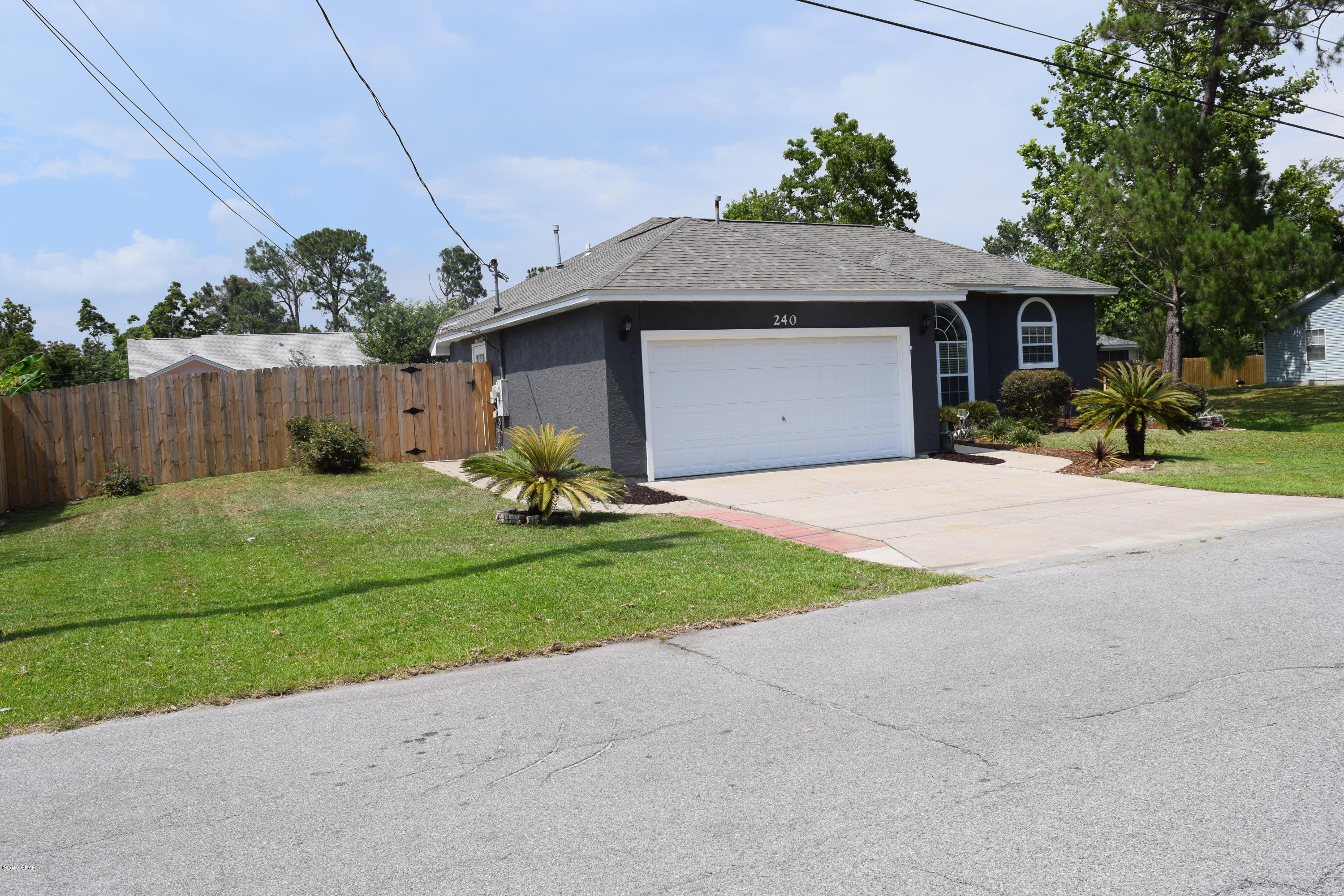 [No Recorded Subdiv] - Residential