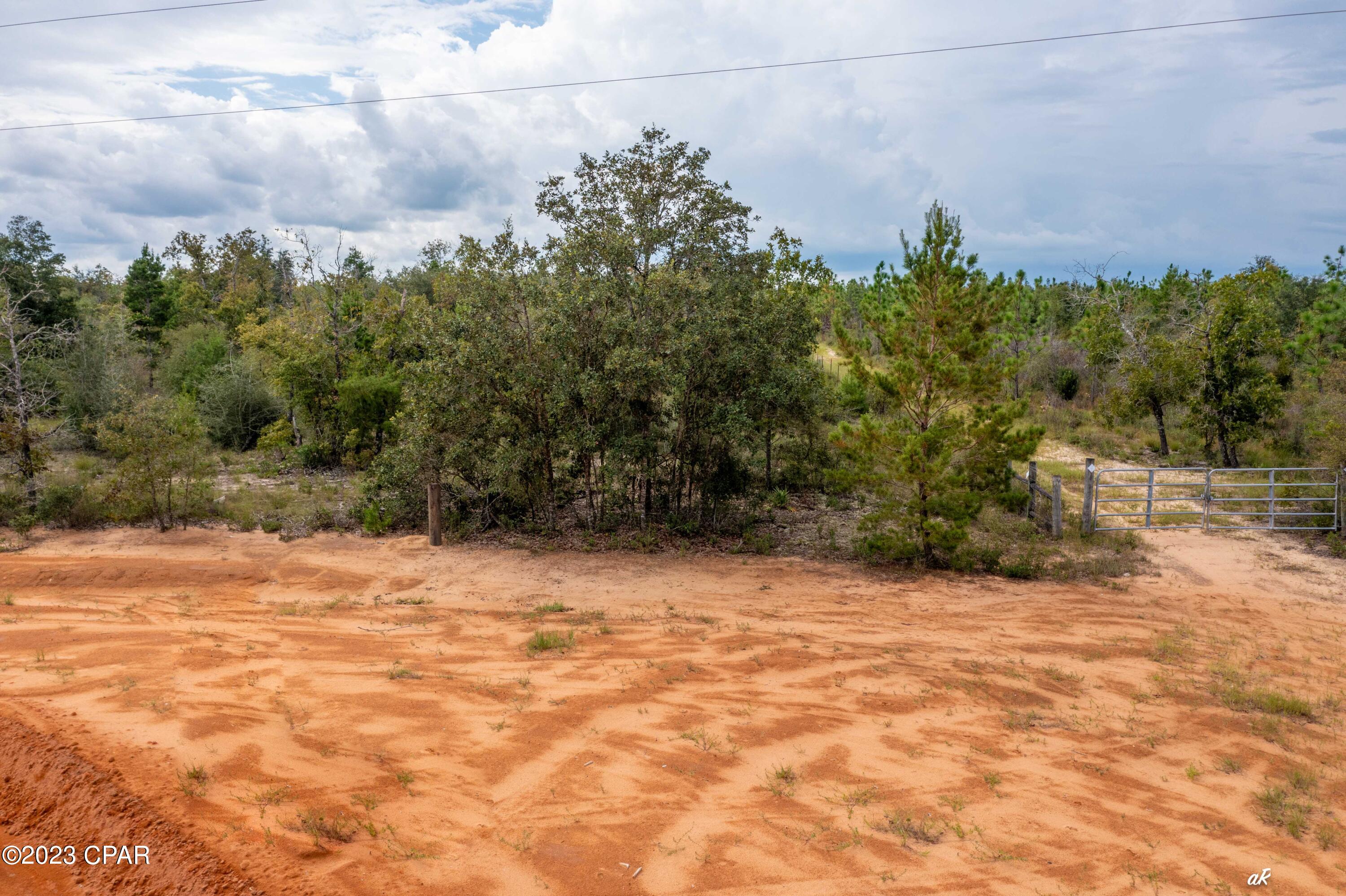 [No Recorded Subdiv] - Land