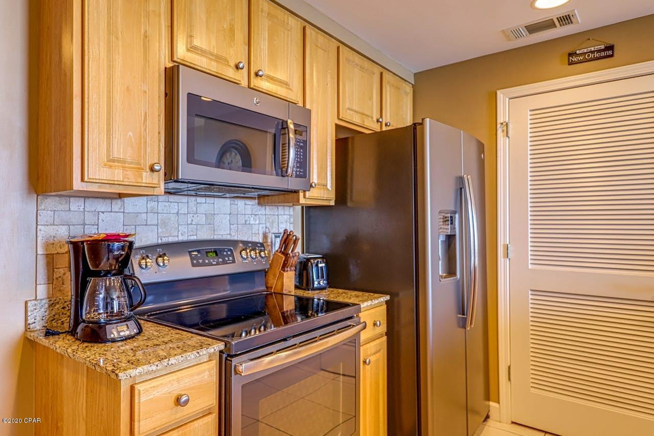 Splash Condo - Residential