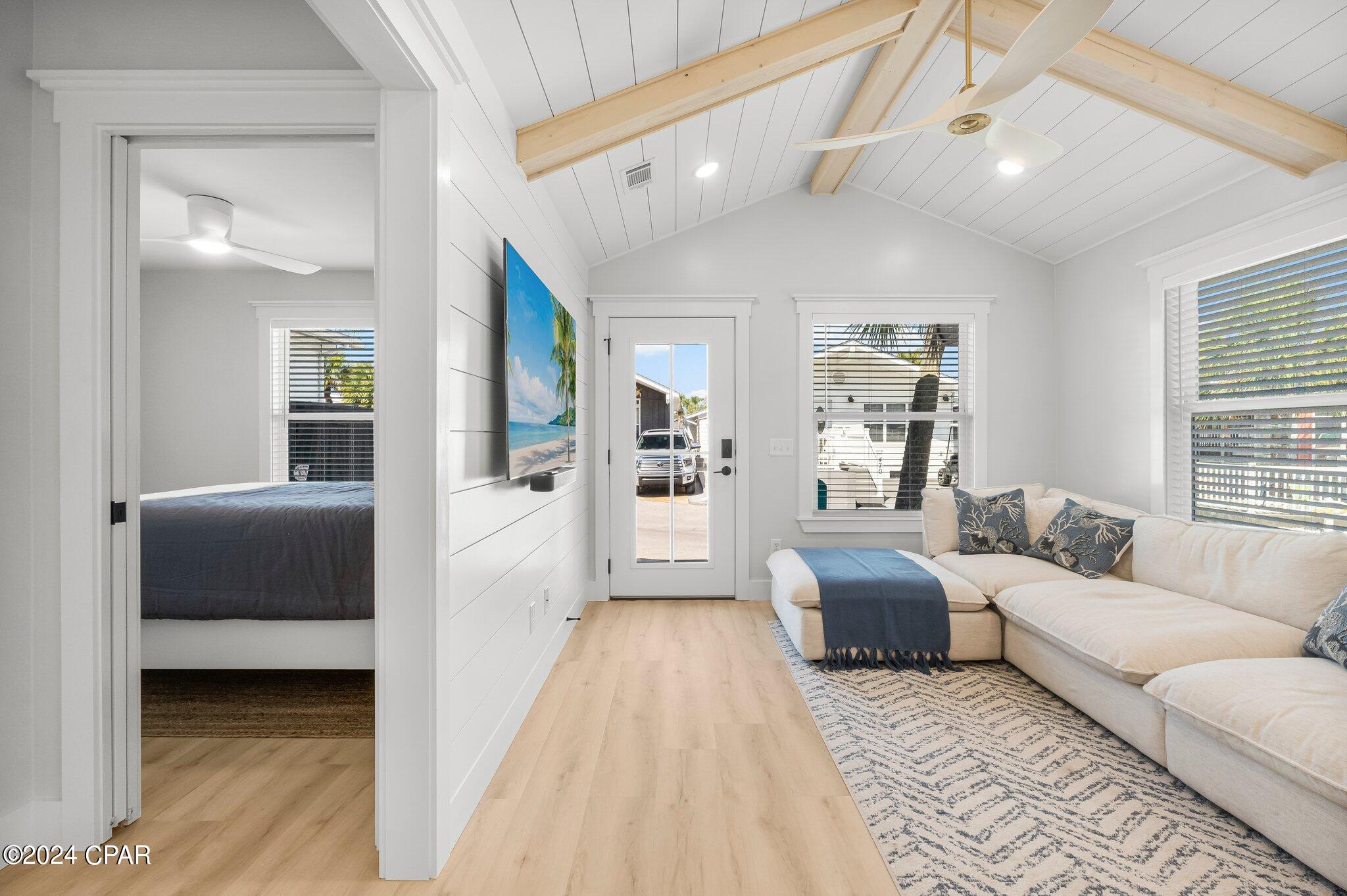 Venture Out Travel Trail - Residential