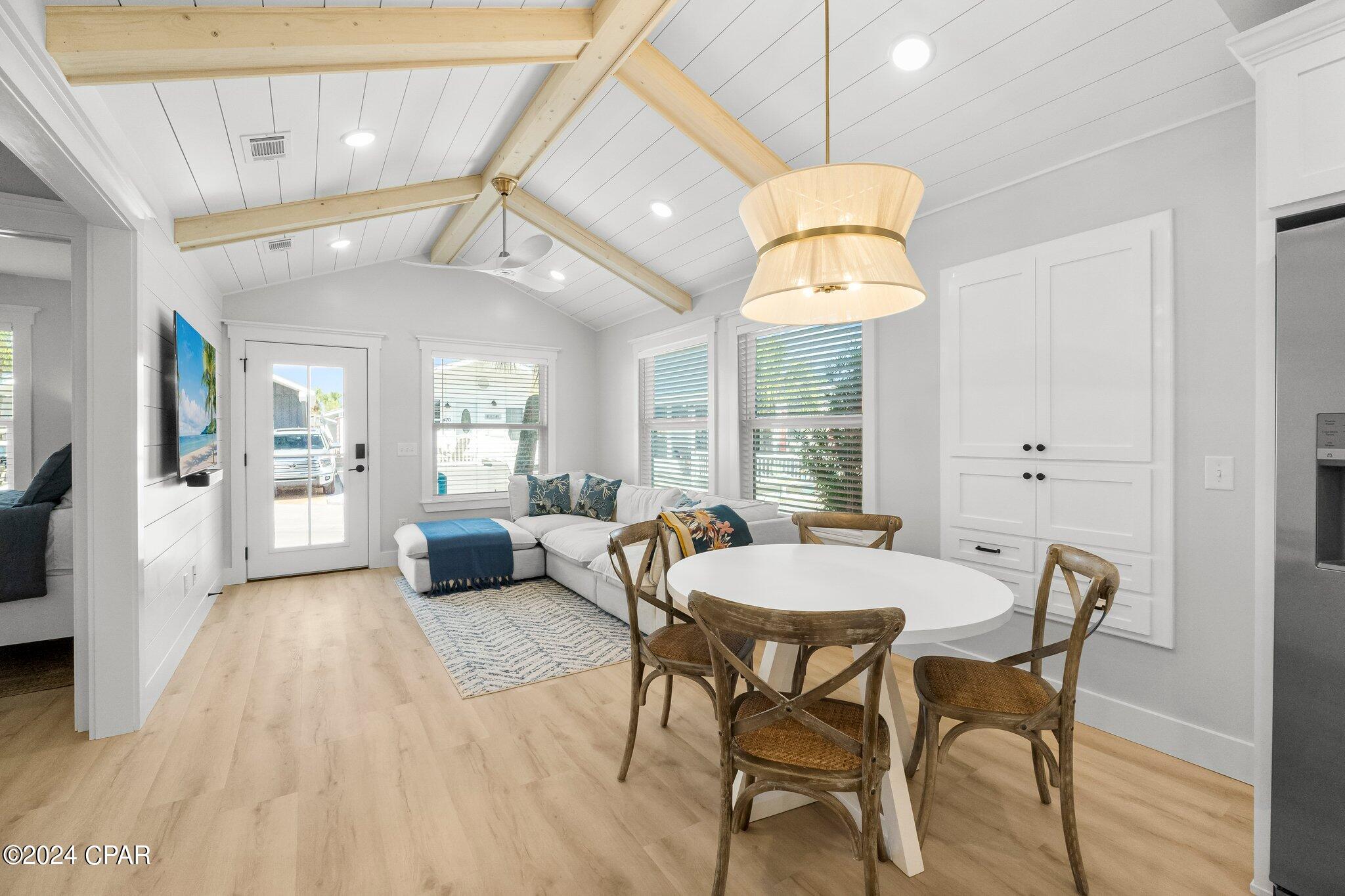 Venture Out Travel Trail - Residential