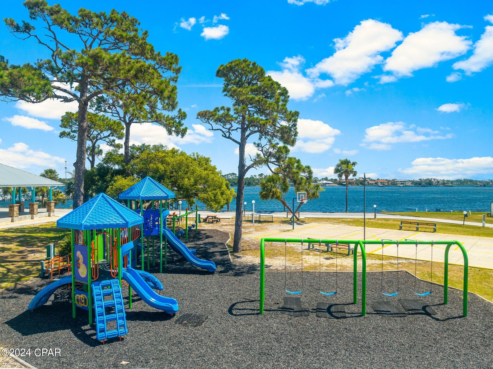 Venture Out Travel Trail - Residential