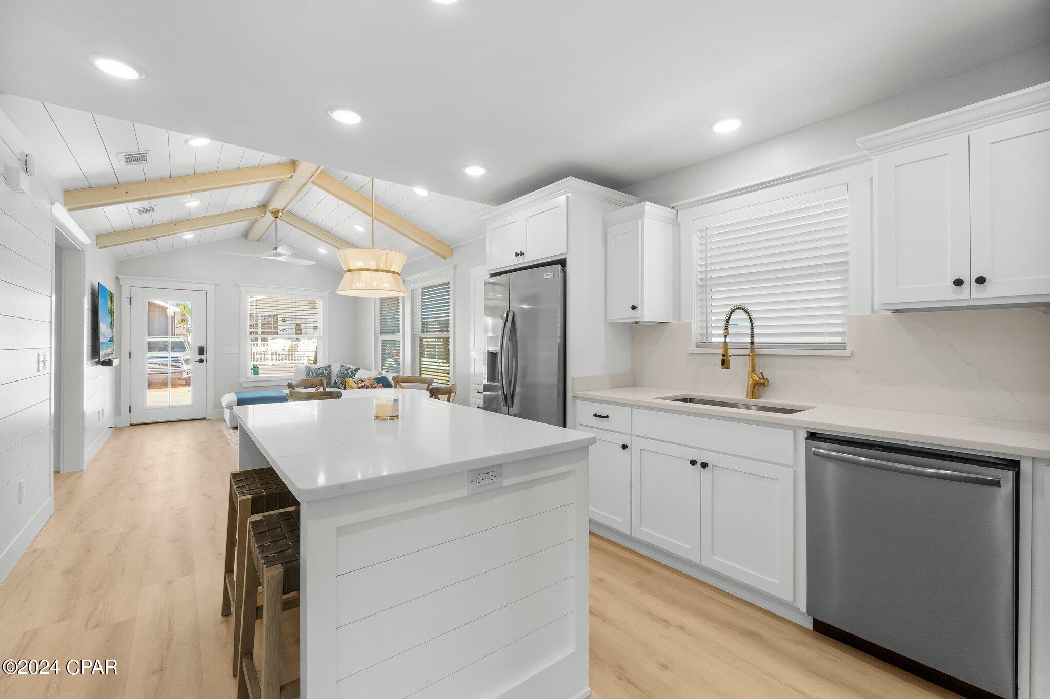 Venture Out Travel Trail - Residential