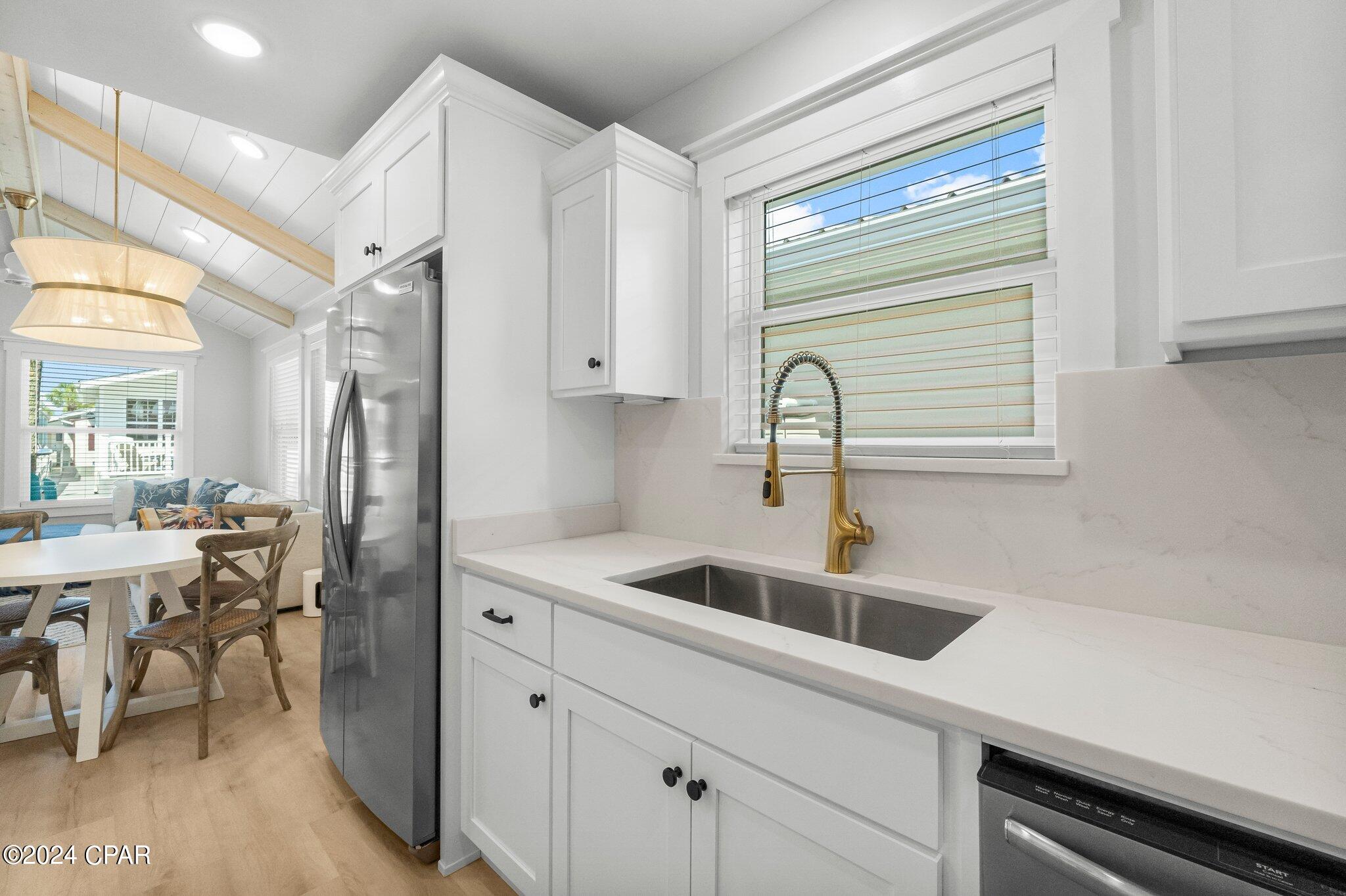 Venture Out Travel Trail - Residential