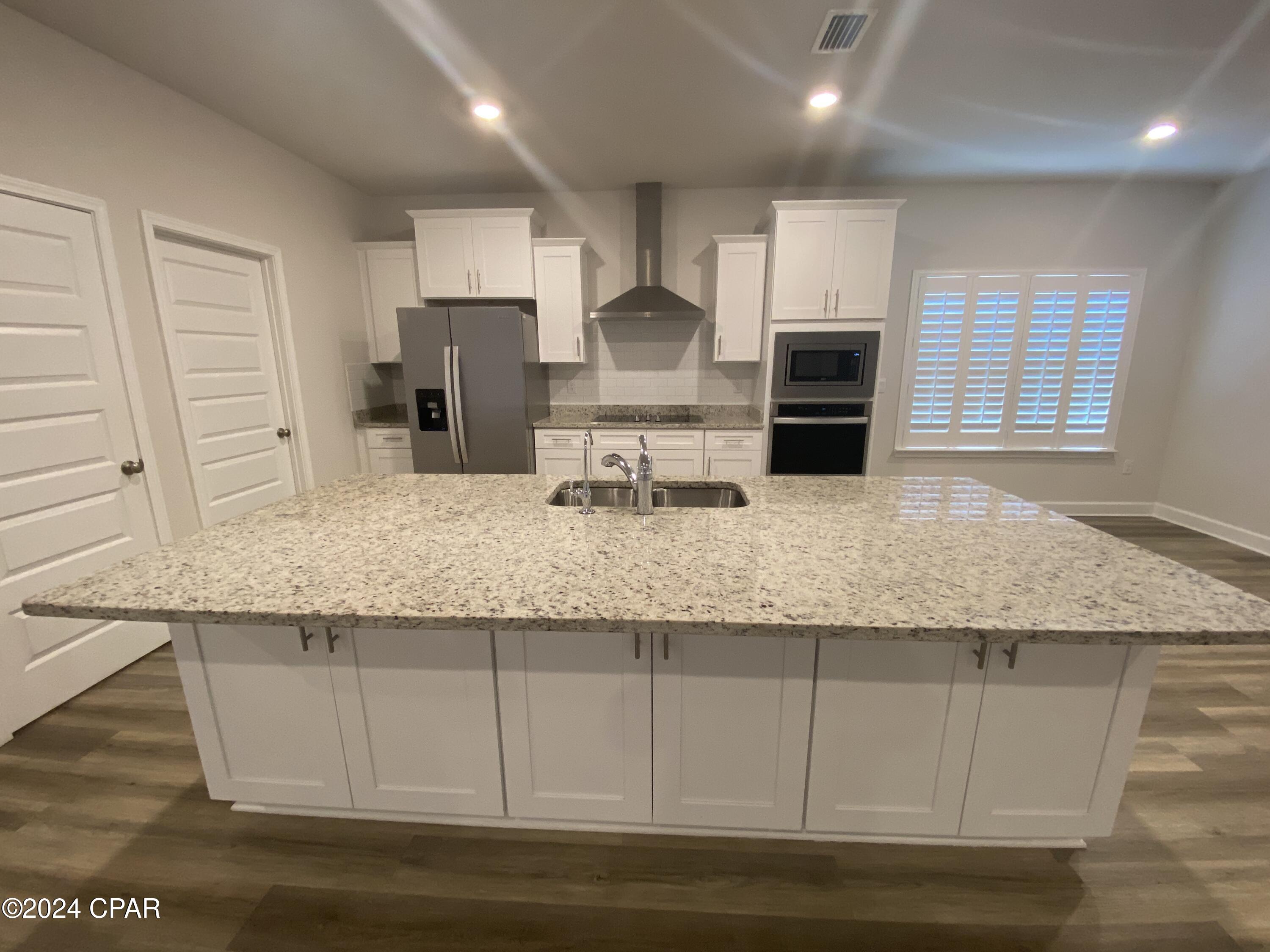 [No Recorded Subdiv] - Residential Lease