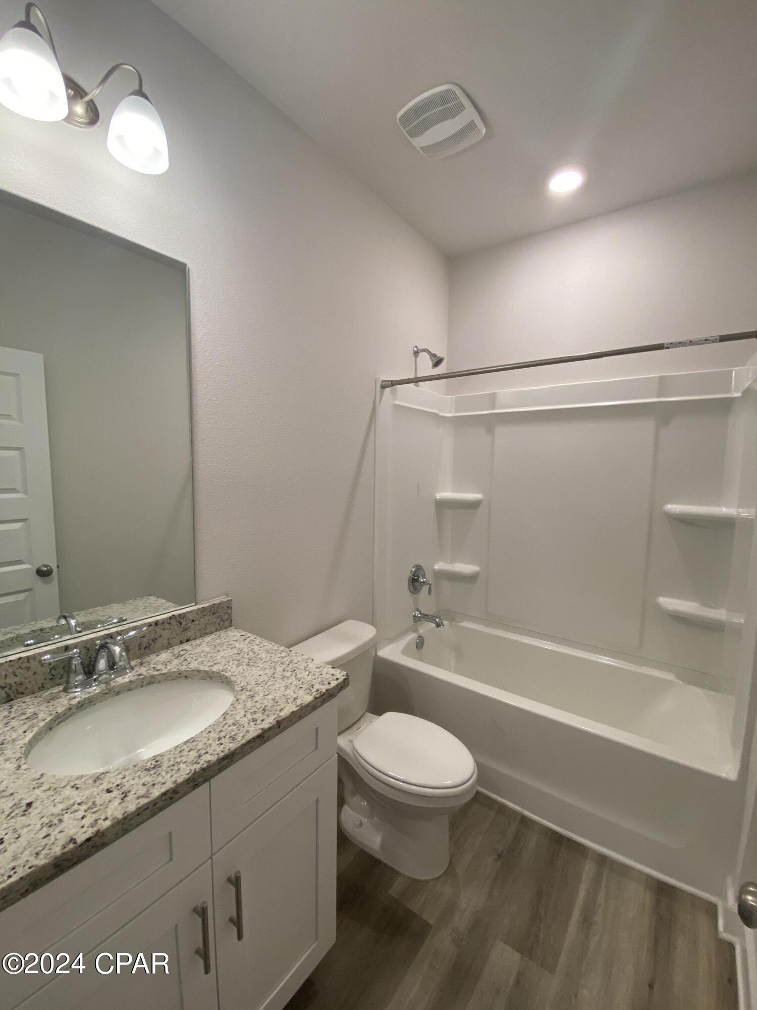 [No Recorded Subdiv] - Residential Lease